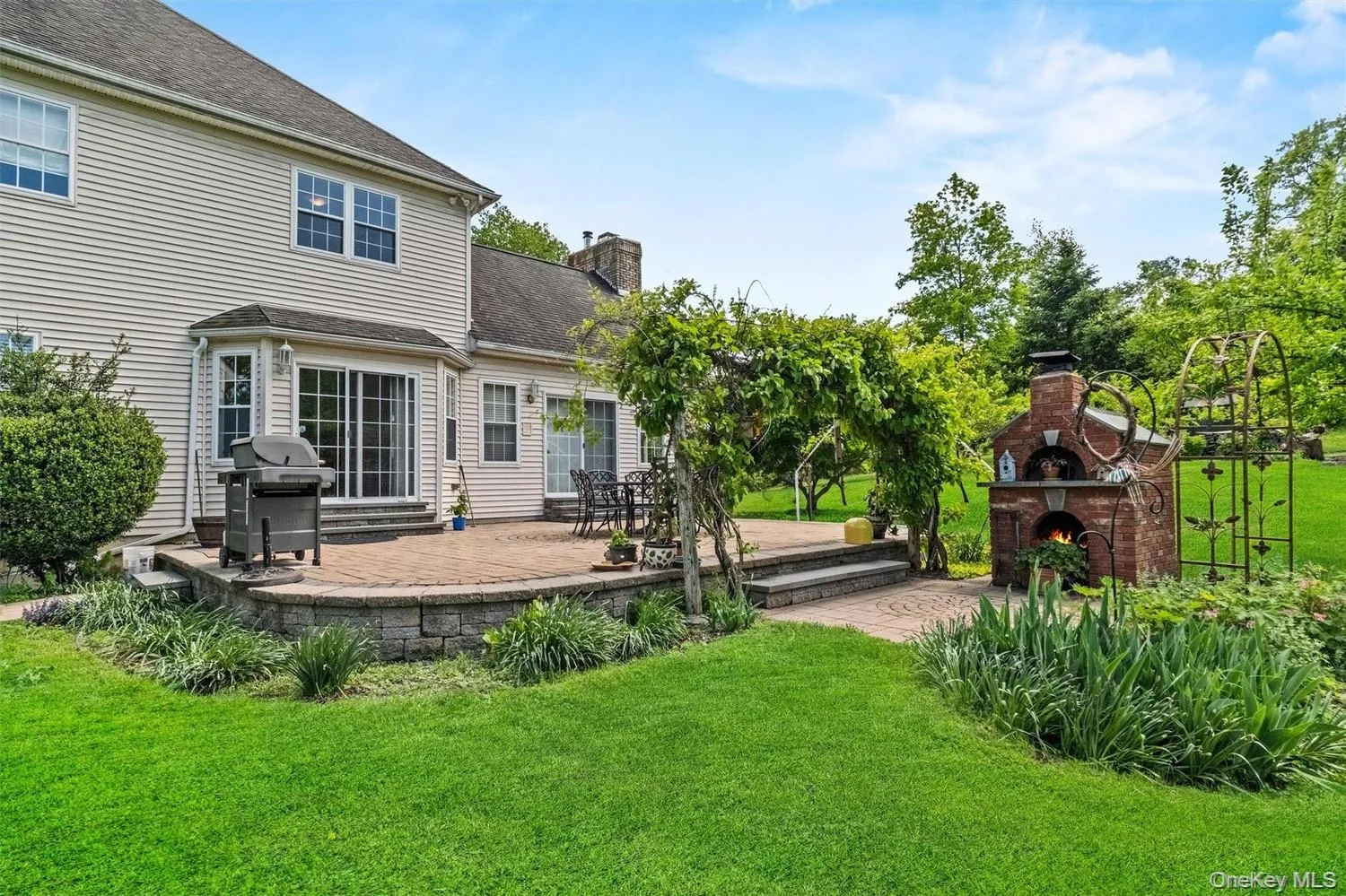 20 Goshen Road, Goshen, NY, 4 Bedrooms Bedrooms, 14 Rooms Rooms,2 BathroomsBathrooms,Residential,For Rent,Goshen,0,1061638 20 Goshen Road, Goshen, NY, 4 Bedrooms Bedrooms, 14 Rooms Rooms,2 BathroomsBathrooms,Residential,For Rent,Goshen,0,1061638
