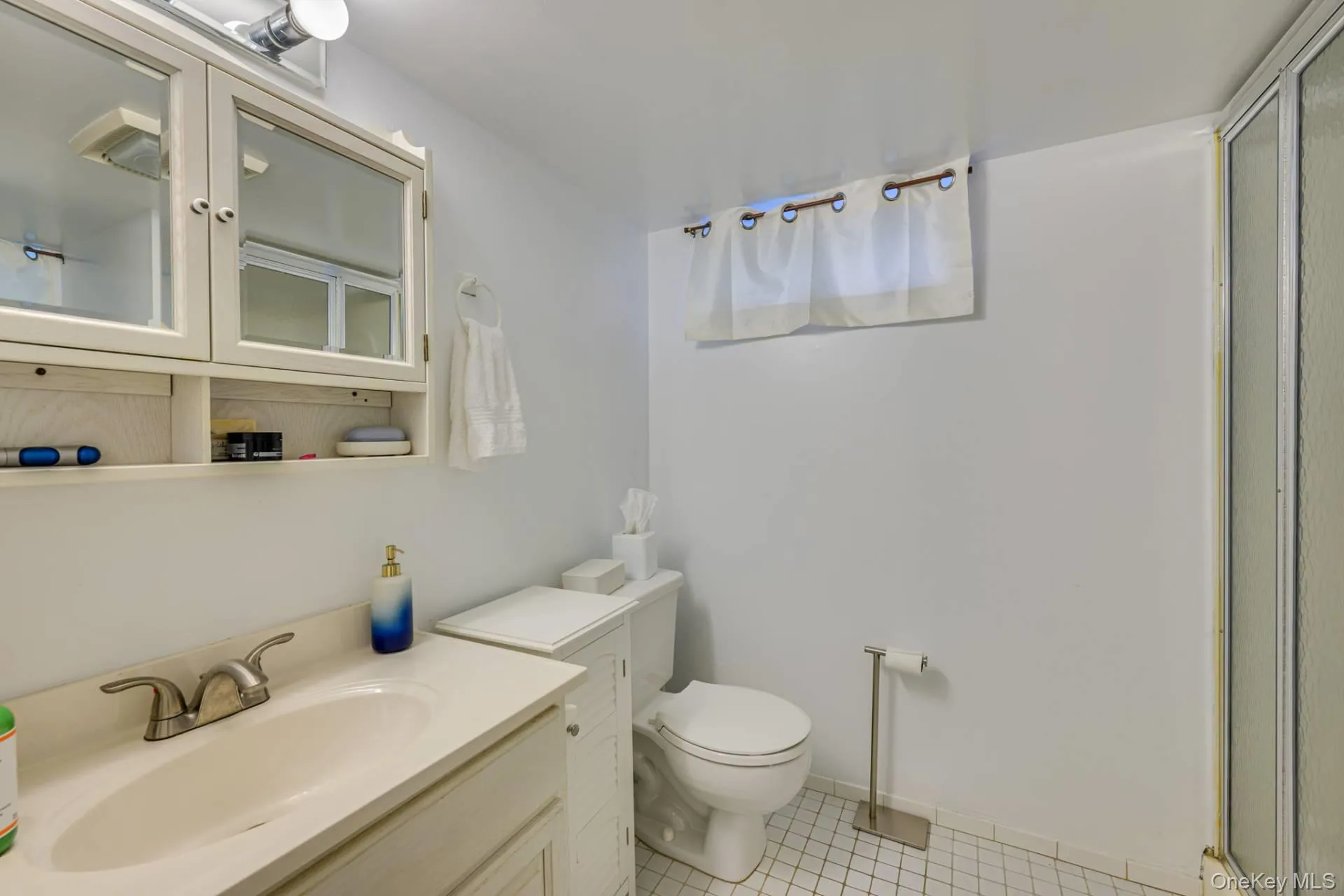 35 Maryland Boulevard, Southampton, NY, 2 Bedroom Bedrooms, 4 Room Rooms,2 BathroomBathrooms,Residential Lease,For Rent,Maryland,0,1061639 35 Maryland Boulevard, Southampton, NY, 2 Bedroom Bedrooms, 4 Room Rooms,2 BathroomBathrooms,Residential Lease,For Rent,Maryland,0,1061639
