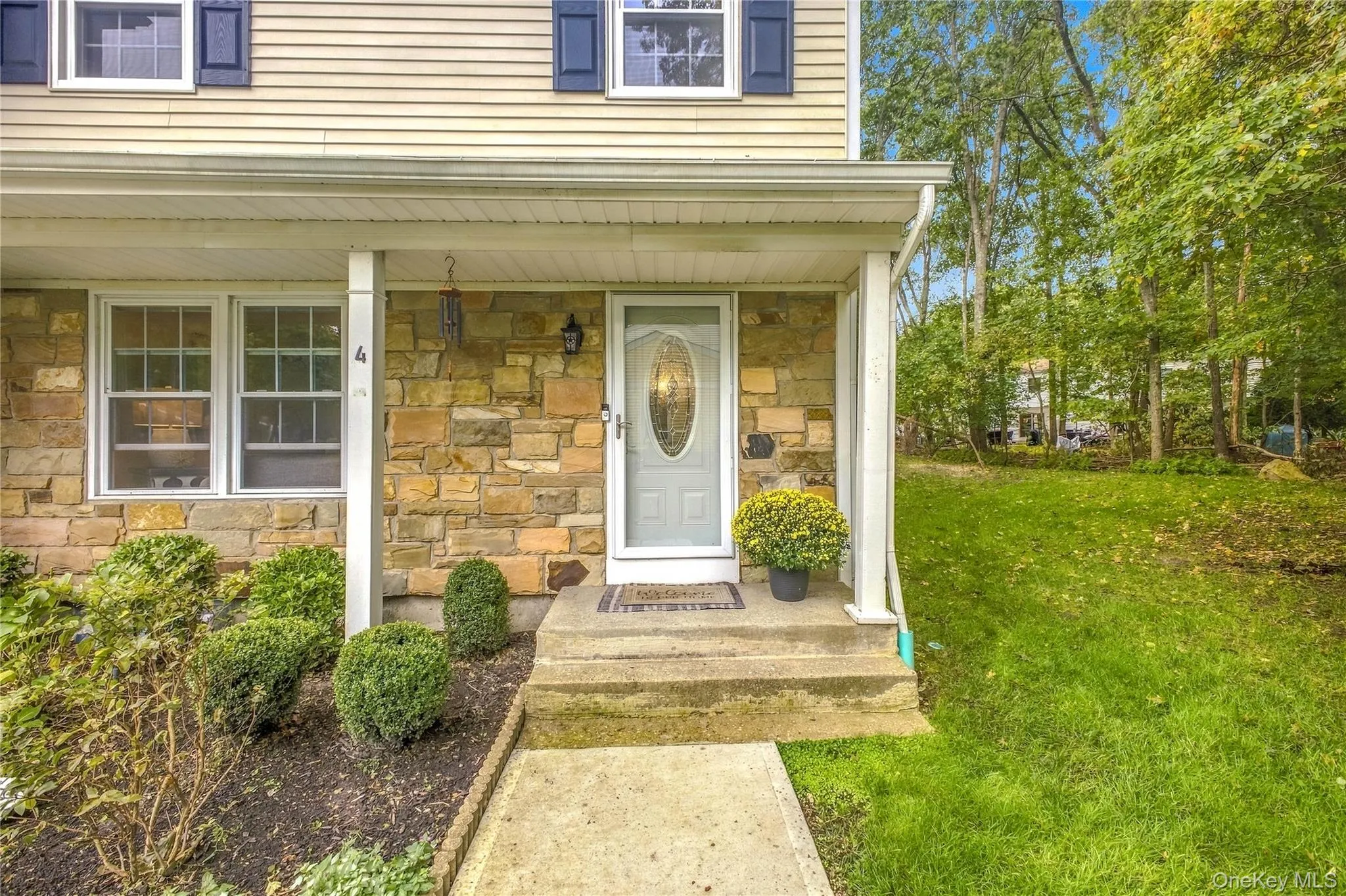 4 Bartlett Commons, Brookhaven, NY, 3 Bedroom Bedrooms, 8 Room Rooms,1 BathroomBathrooms,Residential Lease,For Rent,Bartlett,0,1061652 4 Bartlett Commons, Brookhaven, NY, 3 Bedroom Bedrooms, 8 Room Rooms,1 BathroomBathrooms,Residential Lease,For Rent,Bartlett,0,1061652