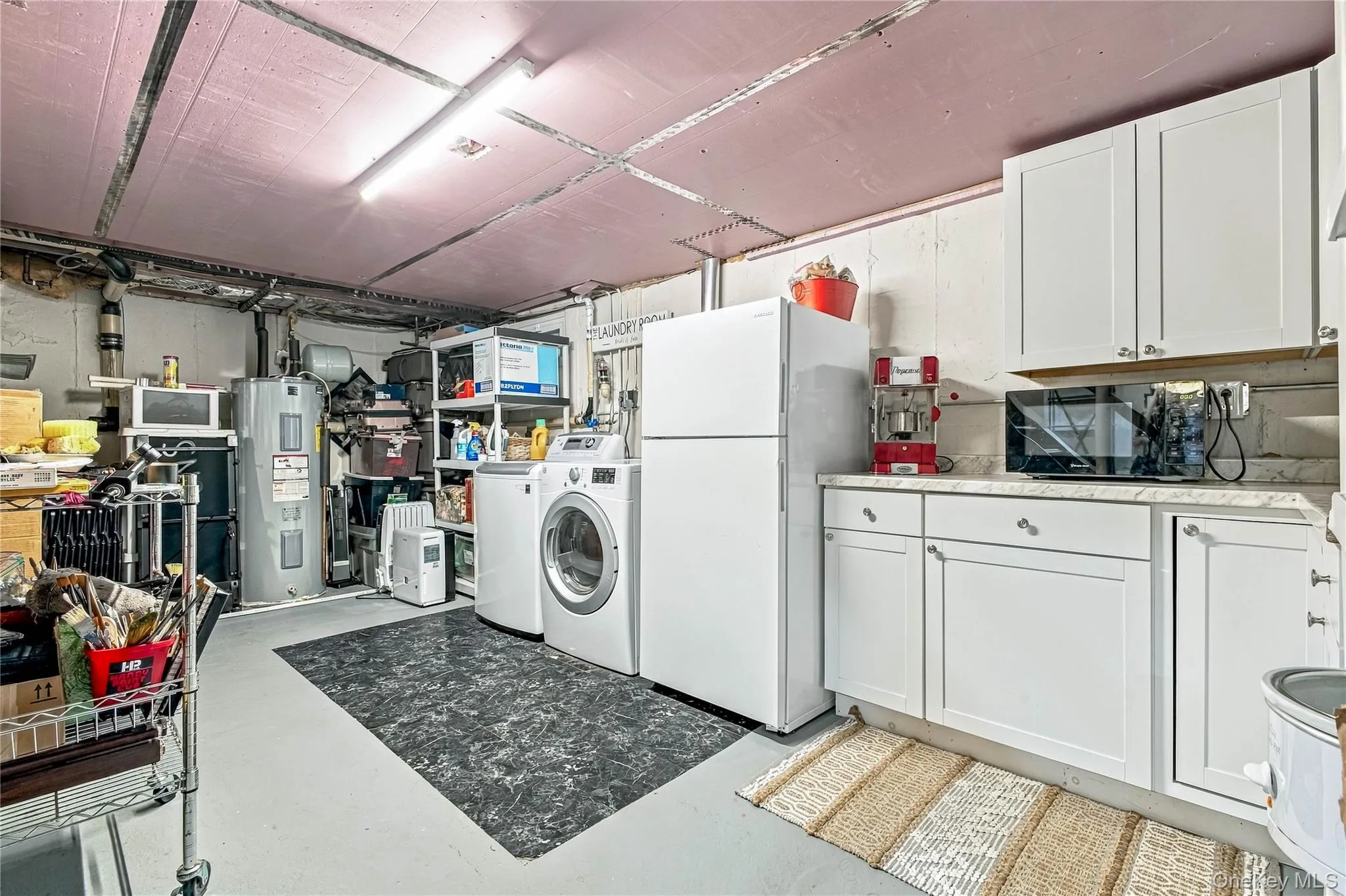 4 Bartlett Commons, Brookhaven, NY, 3 Bedroom Bedrooms, 8 Room Rooms,1 BathroomBathrooms,Residential Lease,For Rent,Bartlett,0,1061652 4 Bartlett Commons, Brookhaven, NY, 3 Bedroom Bedrooms, 8 Room Rooms,1 BathroomBathrooms,Residential Lease,For Rent,Bartlett,0,1061652