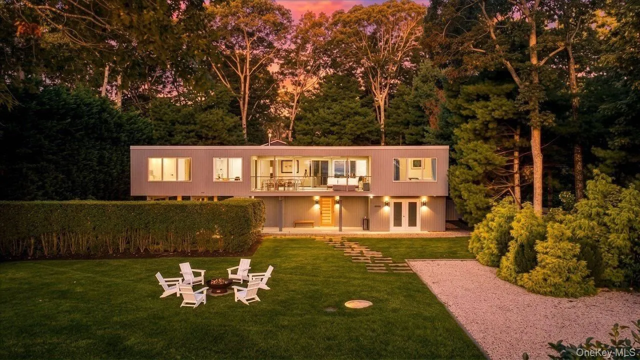 1039 Springs Fireplace Road, East Hampton, New York 11937