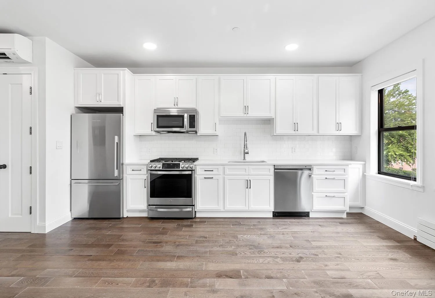 206 Main Street, Beacon, NY, 2 Bedroom Bedrooms, 4 Room Rooms,1 BathroomBathrooms,Residential Lease,For Rent,Main,0,1061661 206 Main Street, Beacon, NY, 2 Bedroom Bedrooms, 4 Room Rooms,1 BathroomBathrooms,Residential Lease,For Rent,Main,0,1061661