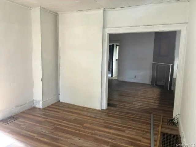 103 Ball Street, Port Jervis, NY, 4 Bedrooms Bedrooms, 8 Rooms Rooms,2 BathroomsBathrooms,Residential,For Rent,Ball,0,1061667 103 Ball Street, Port Jervis, NY, 4 Bedrooms Bedrooms, 8 Rooms Rooms,2 BathroomsBathrooms,Residential,For Rent,Ball,0,1061667