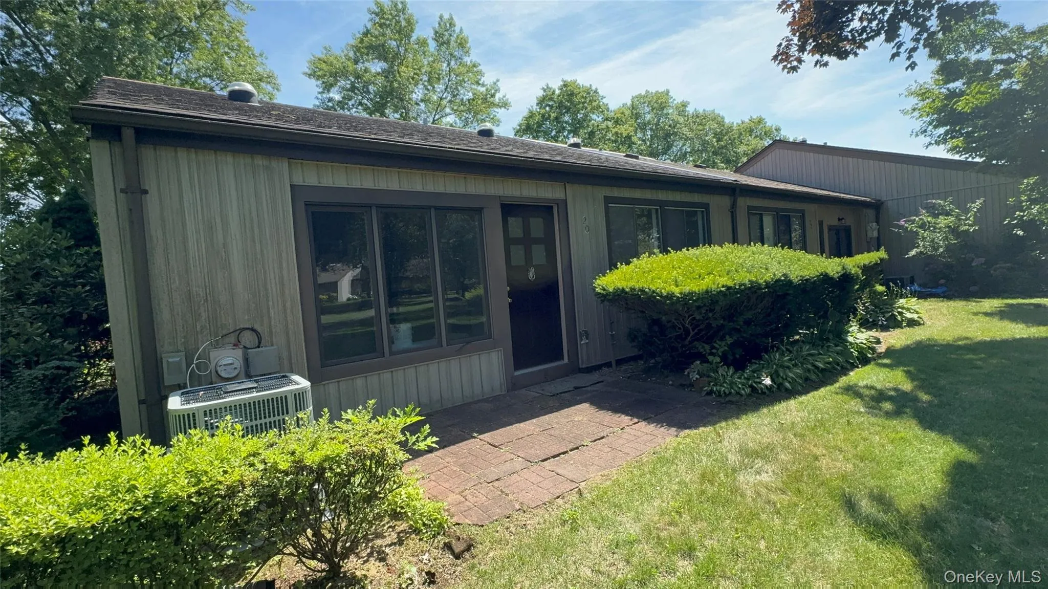 20 Strathmore Gate Drive, Brookhaven, NY, 2 Bedroom Bedrooms, 5 Room Rooms,1 BathroomBathrooms,Residential Lease,For Rent,Strathmore Gate,0,1061668 20 Strathmore Gate Drive, Brookhaven, NY, 2 Bedroom Bedrooms, 5 Room Rooms,1 BathroomBathrooms,Residential Lease,For Rent,Strathmore Gate,0,1061668