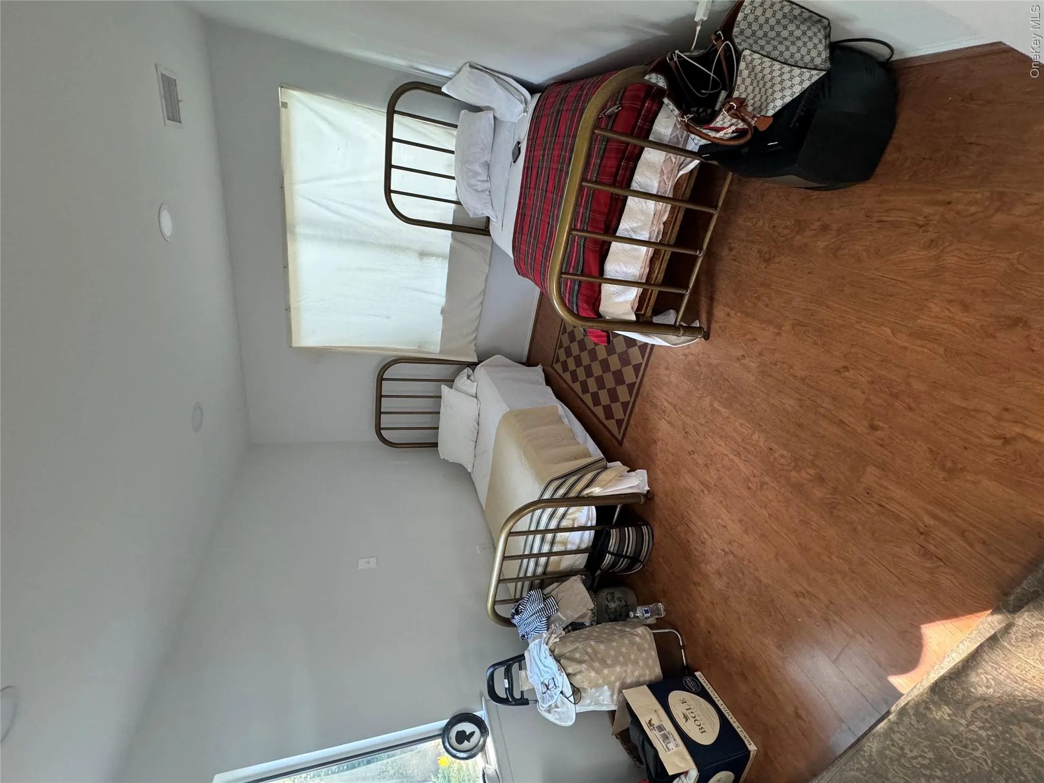 20 Strathmore Gate Drive, Brookhaven, NY, 2 Bedroom Bedrooms, 5 Room Rooms,1 BathroomBathrooms,Residential Lease,For Rent,Strathmore Gate,0,1061668 20 Strathmore Gate Drive, Brookhaven, NY, 2 Bedroom Bedrooms, 5 Room Rooms,1 BathroomBathrooms,Residential Lease,For Rent,Strathmore Gate,0,1061668