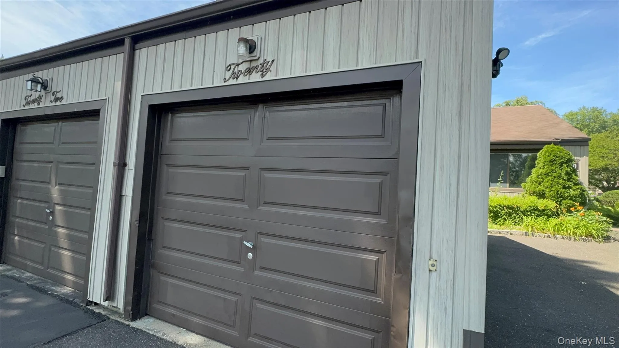 20 Strathmore Gate Drive, Brookhaven, NY, 2 Bedroom Bedrooms, 5 Room Rooms,1 BathroomBathrooms,Residential Lease,For Rent,Strathmore Gate,0,1061668 20 Strathmore Gate Drive, Brookhaven, NY, 2 Bedroom Bedrooms, 5 Room Rooms,1 BathroomBathrooms,Residential Lease,For Rent,Strathmore Gate,0,1061668