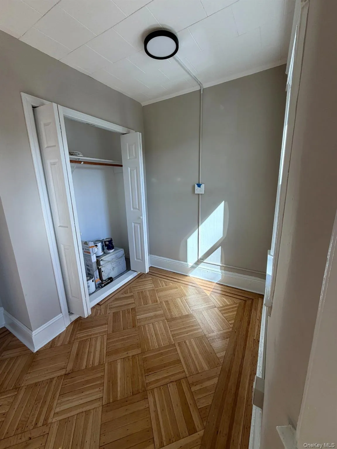 13915 88th Road, New York, NY, 1 Bedroom Bedrooms, 4 Room Rooms,1 BathroomBathrooms,Residential Lease,For Rent,88th,0,1061671 13915 88th Road, New York, NY, 1 Bedroom Bedrooms, 4 Room Rooms,1 BathroomBathrooms,Residential Lease,For Rent,88th,0,1061671