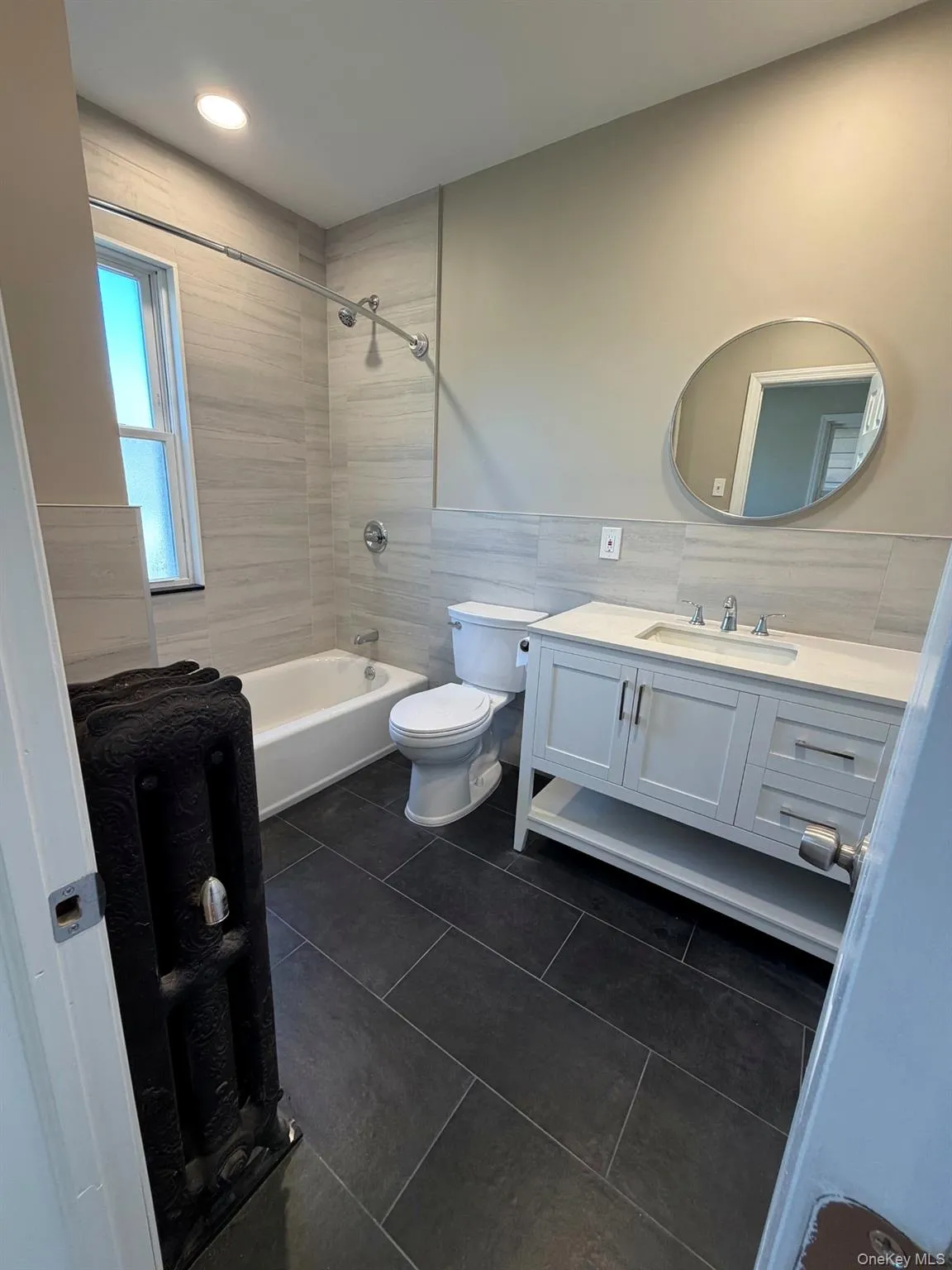 13915 88th Road, New York, NY, 1 Bedroom Bedrooms, 4 Room Rooms,1 BathroomBathrooms,Residential Lease,For Rent,88th,0,1061671 13915 88th Road, New York, NY, 1 Bedroom Bedrooms, 4 Room Rooms,1 BathroomBathrooms,Residential Lease,For Rent,88th,0,1061671