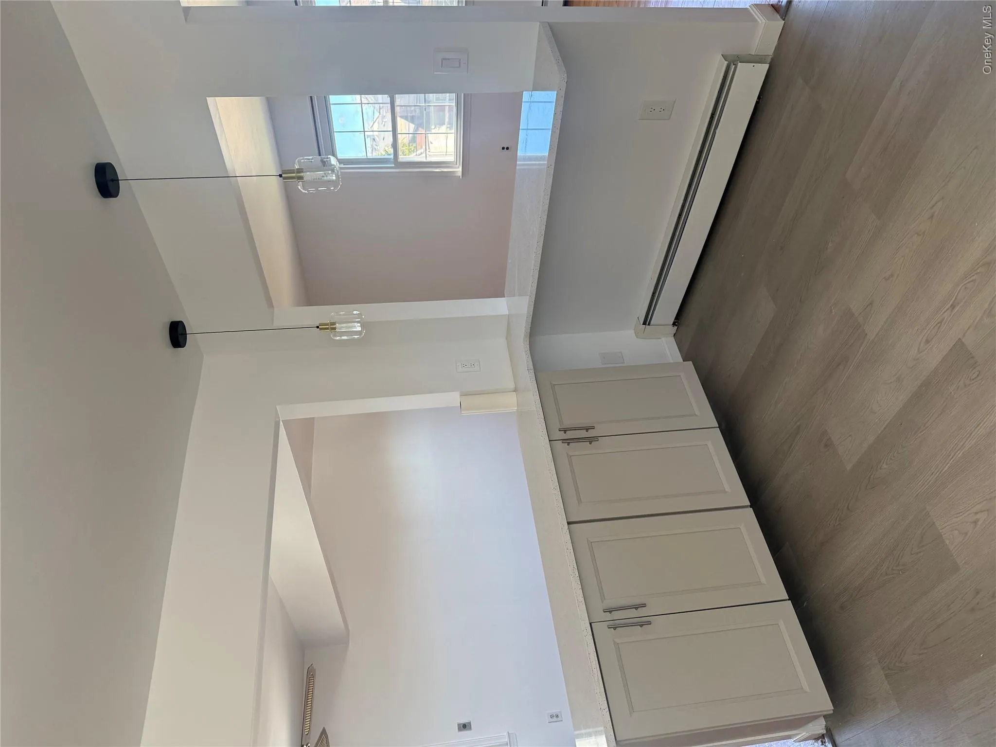 33 1st Avenue, Hempstead, NY, 3 Bedroom Bedrooms, 5 Room Rooms,1 BathroomBathrooms,Residential Lease,For Rent,1st Avenue,0,1061672 33 1st Avenue, Hempstead, NY, 3 Bedroom Bedrooms, 5 Room Rooms,1 BathroomBathrooms,Residential Lease,For Rent,1st Avenue,0,1061672