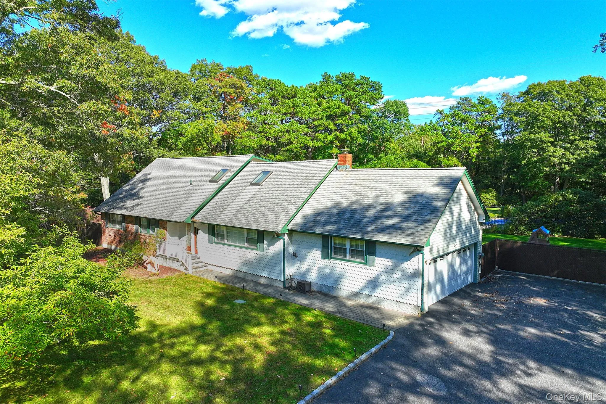 1 Millet Street, Huntington, NY, 4 Bedrooms Bedrooms, 9 Rooms Rooms,2 BathroomsBathrooms,Residential,For Rent,Millet,0,1061673 1 Millet Street, Huntington, NY, 4 Bedrooms Bedrooms, 9 Rooms Rooms,2 BathroomsBathrooms,Residential,For Rent,Millet,0,1061673