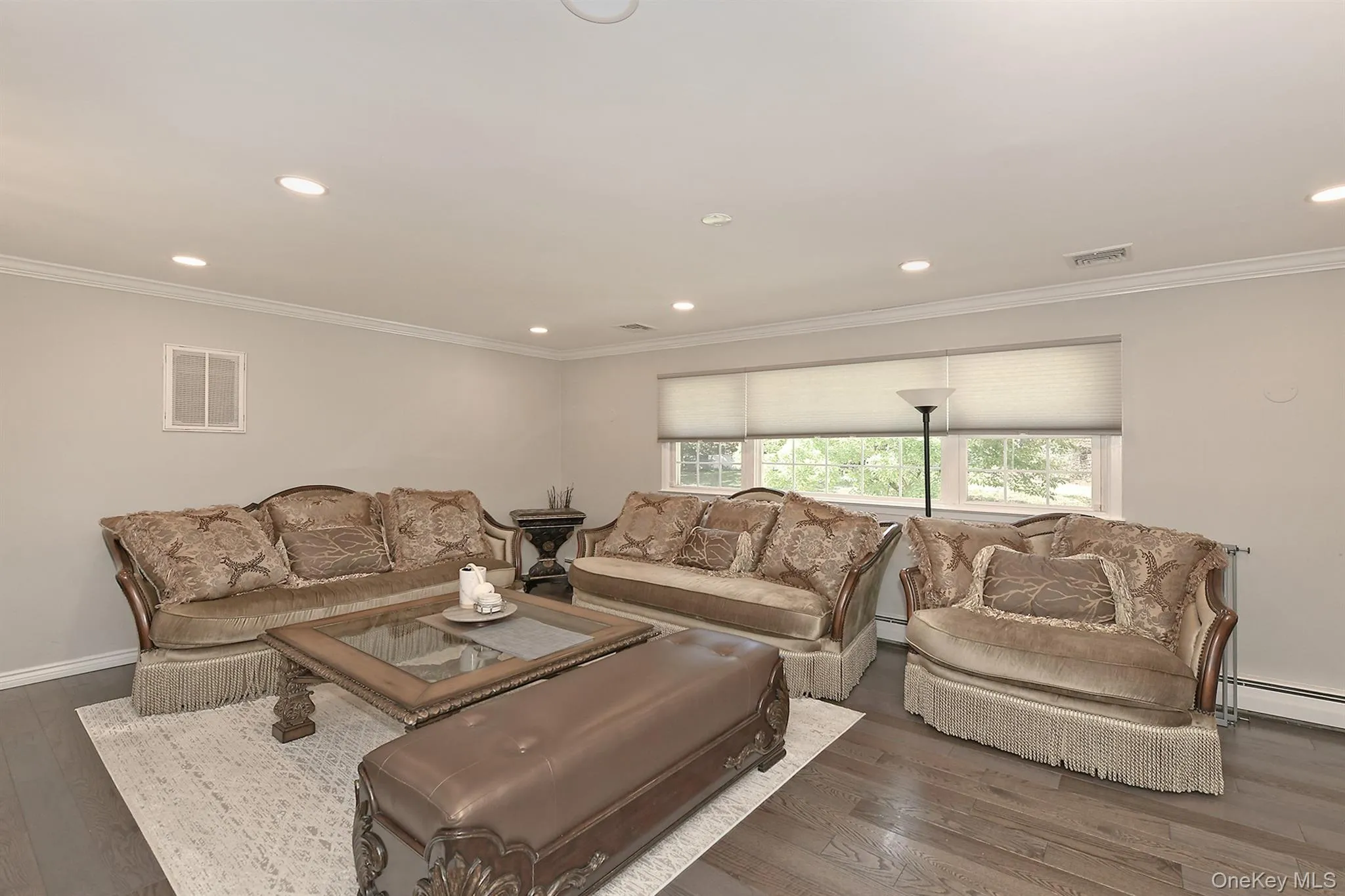 1 Millet Street, Huntington, NY, 4 Bedrooms Bedrooms, 9 Rooms Rooms,2 BathroomsBathrooms,Residential,For Rent,Millet,0,1061673 1 Millet Street, Huntington, NY, 4 Bedrooms Bedrooms, 9 Rooms Rooms,2 BathroomsBathrooms,Residential,For Rent,Millet,0,1061673