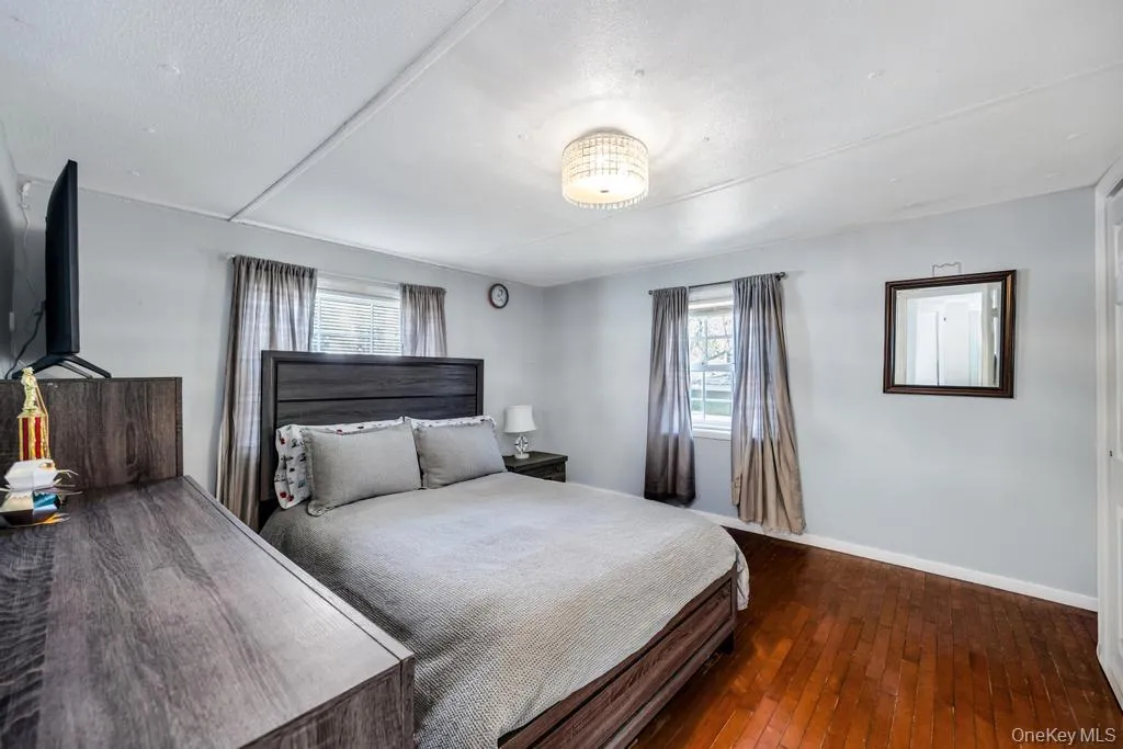 229 W Montauk Highway Unit 87a, Southampton, New York 11946