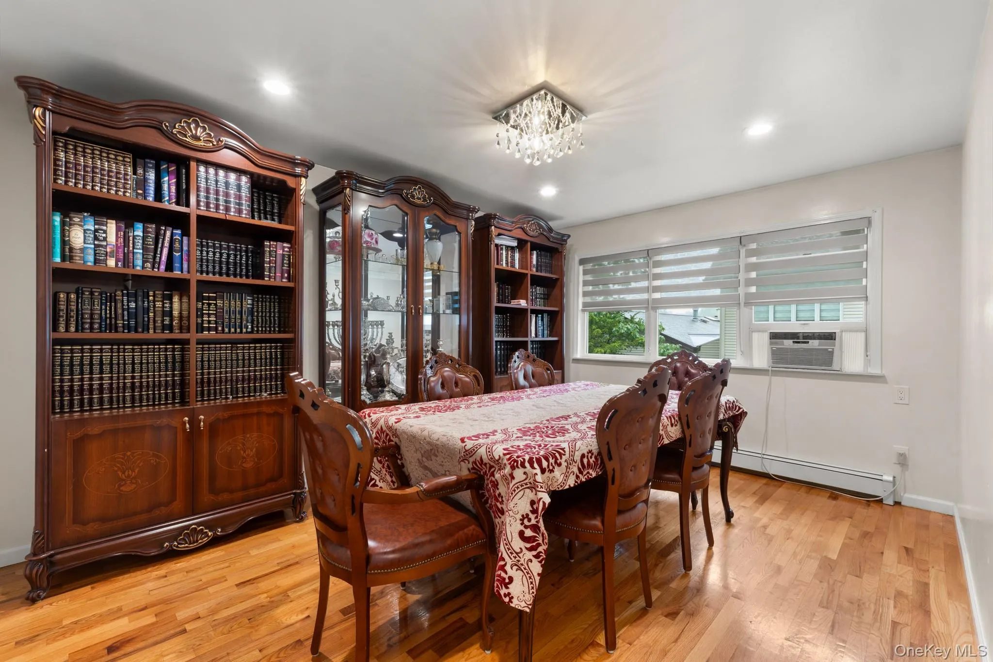 28 Calvert Drive, Ramapo, NY, 9 Bedrooms Bedrooms, 15 Rooms Rooms,3 BathroomsBathrooms,Residential,For Rent,Calvert,0,1061690 28 Calvert Drive, Ramapo, NY, 9 Bedrooms Bedrooms, 15 Rooms Rooms,3 BathroomsBathrooms,Residential,For Rent,Calvert,0,1061690