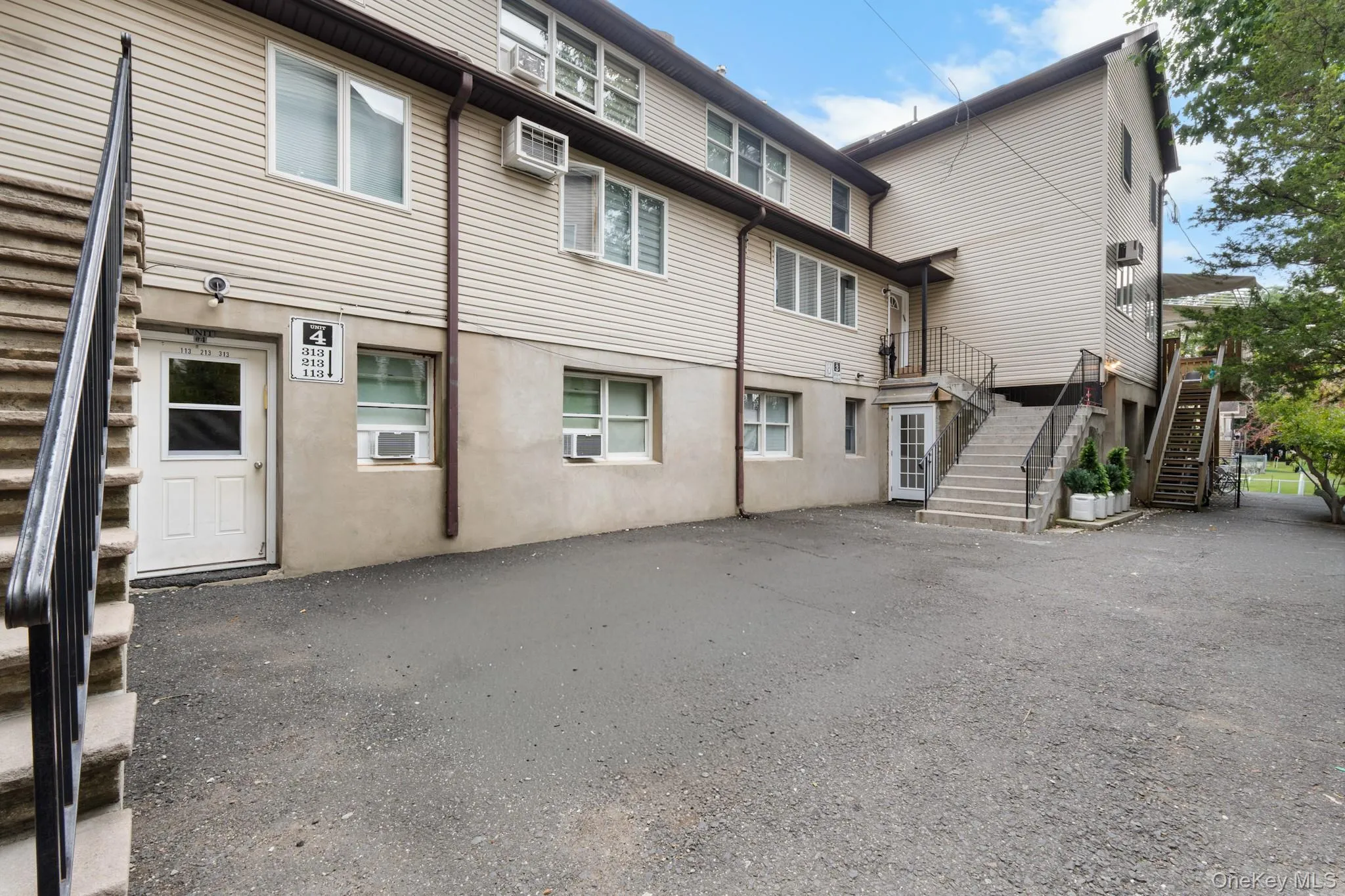 28 Calvert Drive, Ramapo, NY, 9 Bedrooms Bedrooms, 15 Rooms Rooms,3 BathroomsBathrooms,Residential,For Rent,Calvert,0,1061690 28 Calvert Drive, Ramapo, NY, 9 Bedrooms Bedrooms, 15 Rooms Rooms,3 BathroomsBathrooms,Residential,For Rent,Calvert,0,1061690