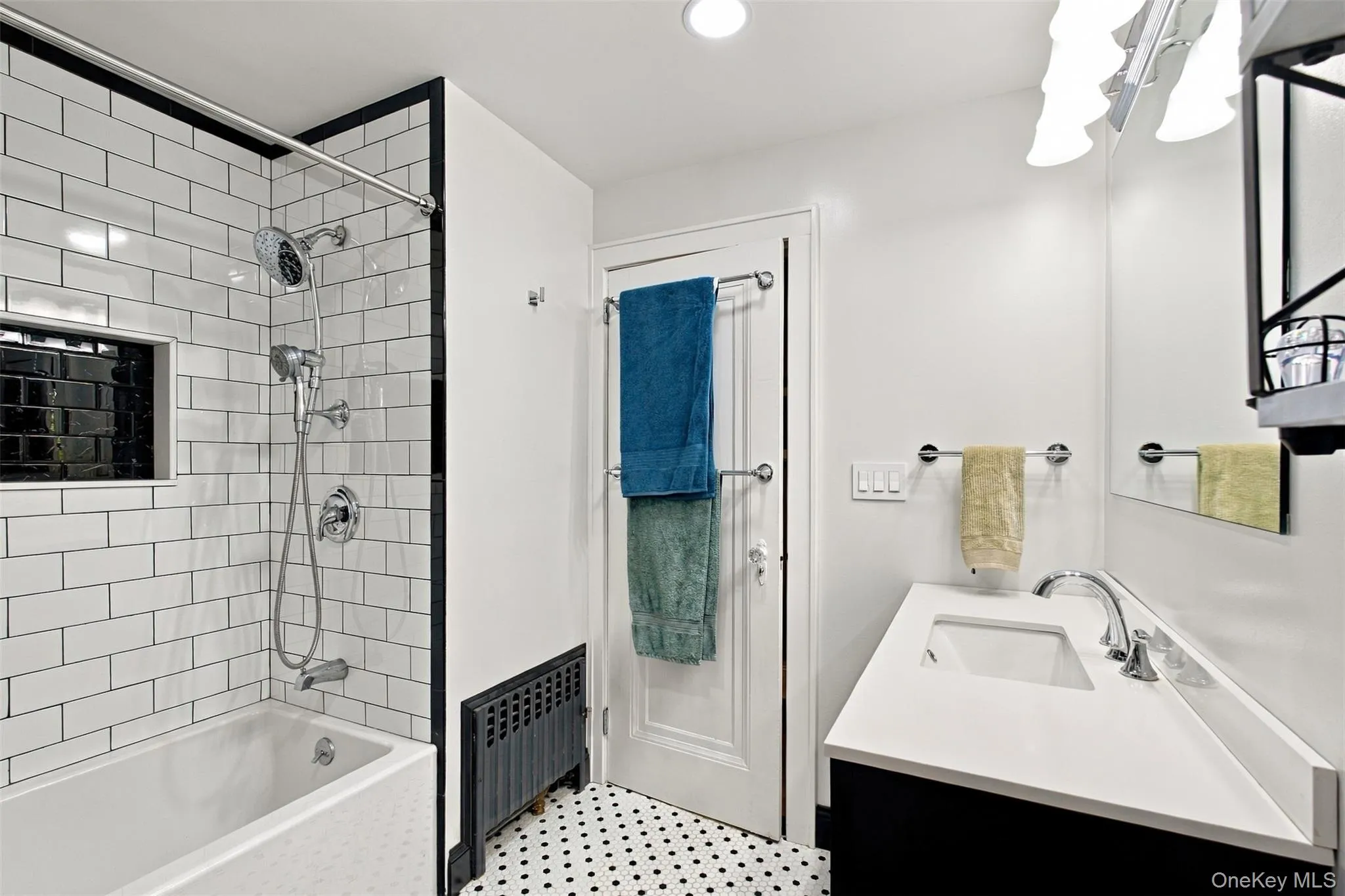 34 General Heath Avenue, White Plains, NY, 3 Bedrooms Bedrooms, 7 Rooms Rooms,1 BathroomBathrooms,Residential,For Rent,General Heath,0,1061698 34 General Heath Avenue, White Plains, NY, 3 Bedrooms Bedrooms, 7 Rooms Rooms,1 BathroomBathrooms,Residential,For Rent,General Heath,0,1061698