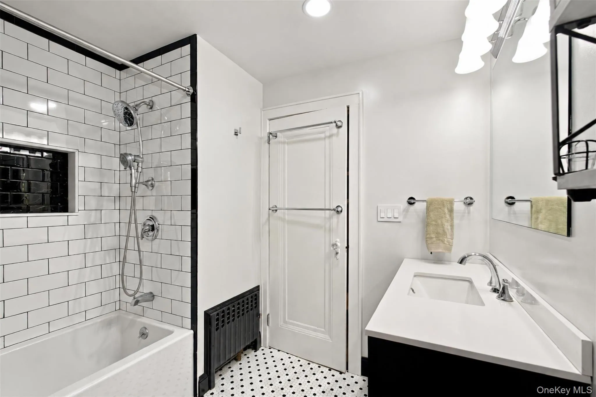 34 General Heath Avenue, White Plains, NY, 3 Bedrooms Bedrooms, 7 Rooms Rooms,1 BathroomBathrooms,Residential,For Rent,General Heath,0,1061698 34 General Heath Avenue, White Plains, NY, 3 Bedrooms Bedrooms, 7 Rooms Rooms,1 BathroomBathrooms,Residential,For Rent,General Heath,0,1061698