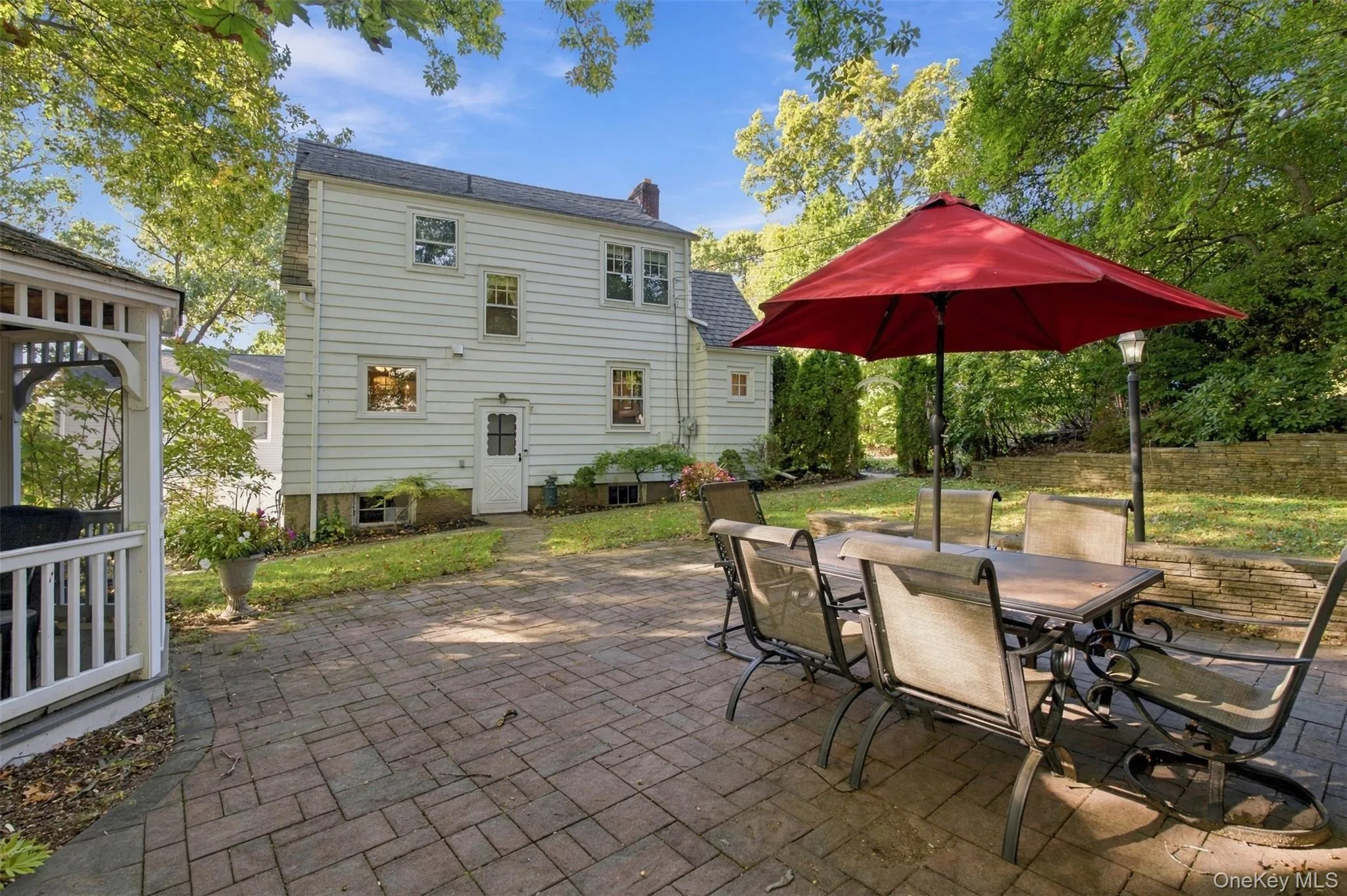 34 General Heath Avenue, White Plains, NY, 3 Bedrooms Bedrooms, 7 Rooms Rooms,1 BathroomBathrooms,Residential,For Rent,General Heath,0,1061698 34 General Heath Avenue, White Plains, NY, 3 Bedrooms Bedrooms, 7 Rooms Rooms,1 BathroomBathrooms,Residential,For Rent,General Heath,0,1061698