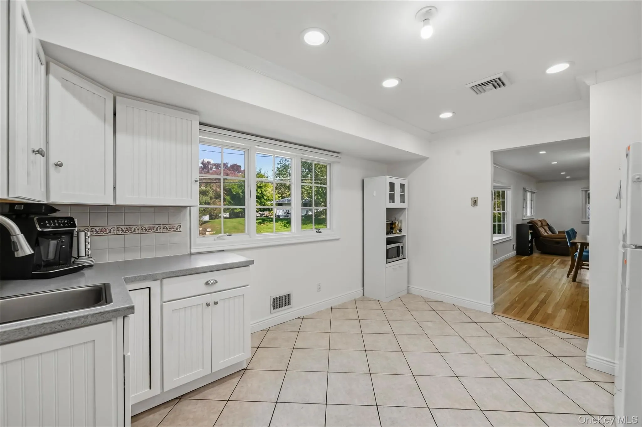 7 Woodridge Drive, Haverstraw, NY, 3 Bedrooms Bedrooms, 7 Rooms Rooms,1 BathroomBathrooms,Residential,For Rent,Woodridge,0,1061703 7 Woodridge Drive, Haverstraw, NY, 3 Bedrooms Bedrooms, 7 Rooms Rooms,1 BathroomBathrooms,Residential,For Rent,Woodridge,0,1061703