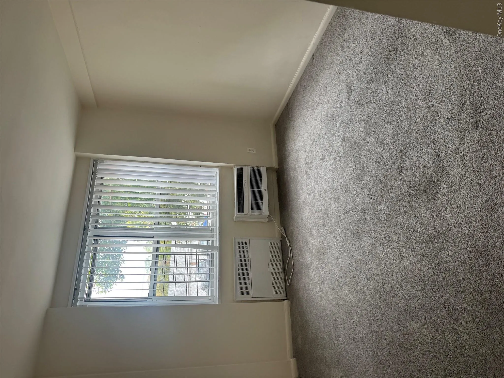 190 Merrick Road, Hempstead, NY, 1 Bedroom Bedrooms, 3 Rooms Rooms,1 BathroomBathrooms,Residential Lease,For Rent,Merrick,0,1061711 190 Merrick Road, Hempstead, NY, 1 Bedroom Bedrooms, 3 Rooms Rooms,1 BathroomBathrooms,Residential Lease,For Rent,Merrick,0,1061711