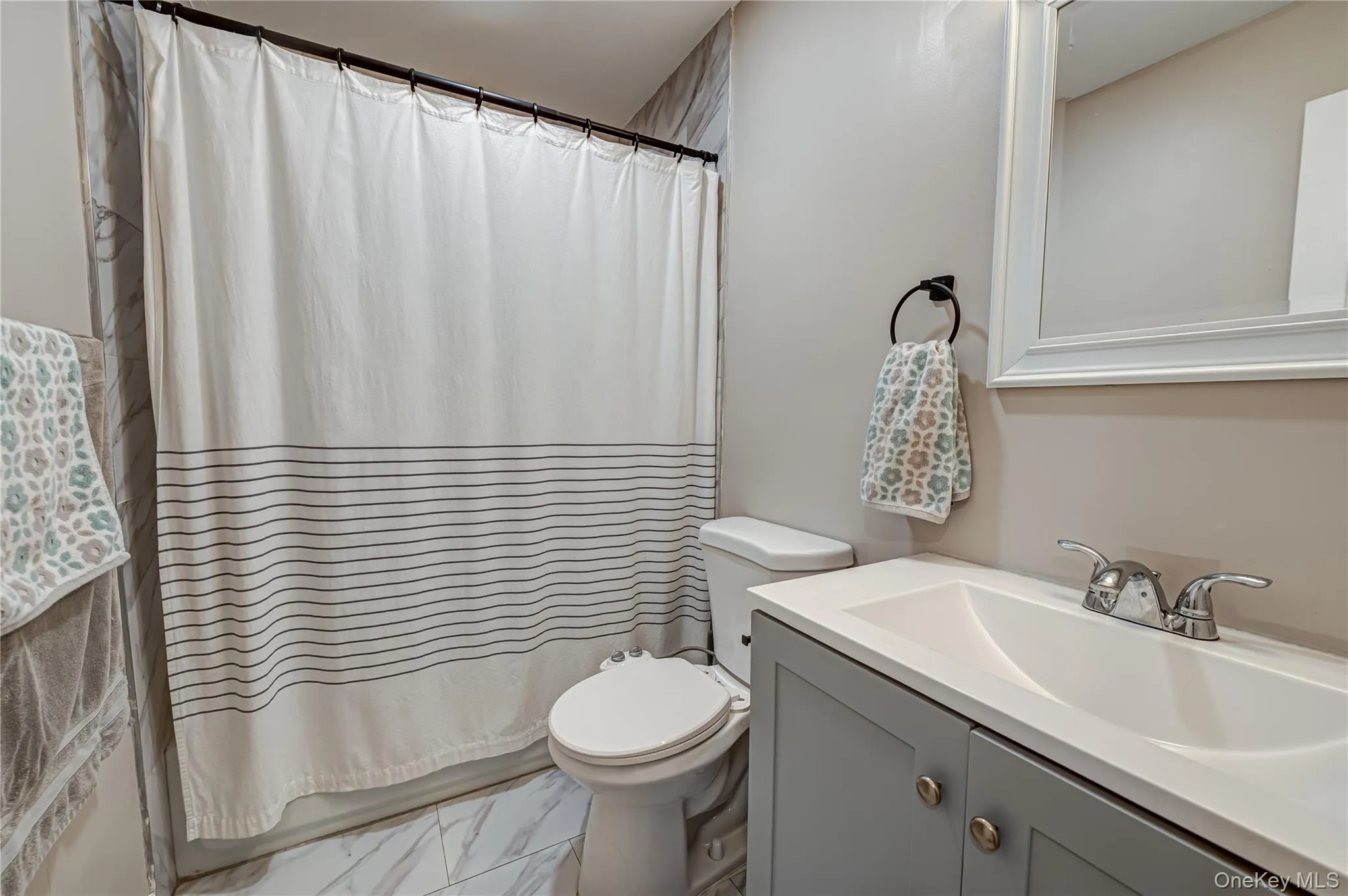 40 Lyman Road, Brookhaven, NY, 4 Bedrooms Bedrooms, 7 Rooms Rooms,2 BathroomsBathrooms,Residential,For Rent,Lyman,0,1061717 40 Lyman Road, Brookhaven, NY, 4 Bedrooms Bedrooms, 7 Rooms Rooms,2 BathroomsBathrooms,Residential,For Rent,Lyman,0,1061717