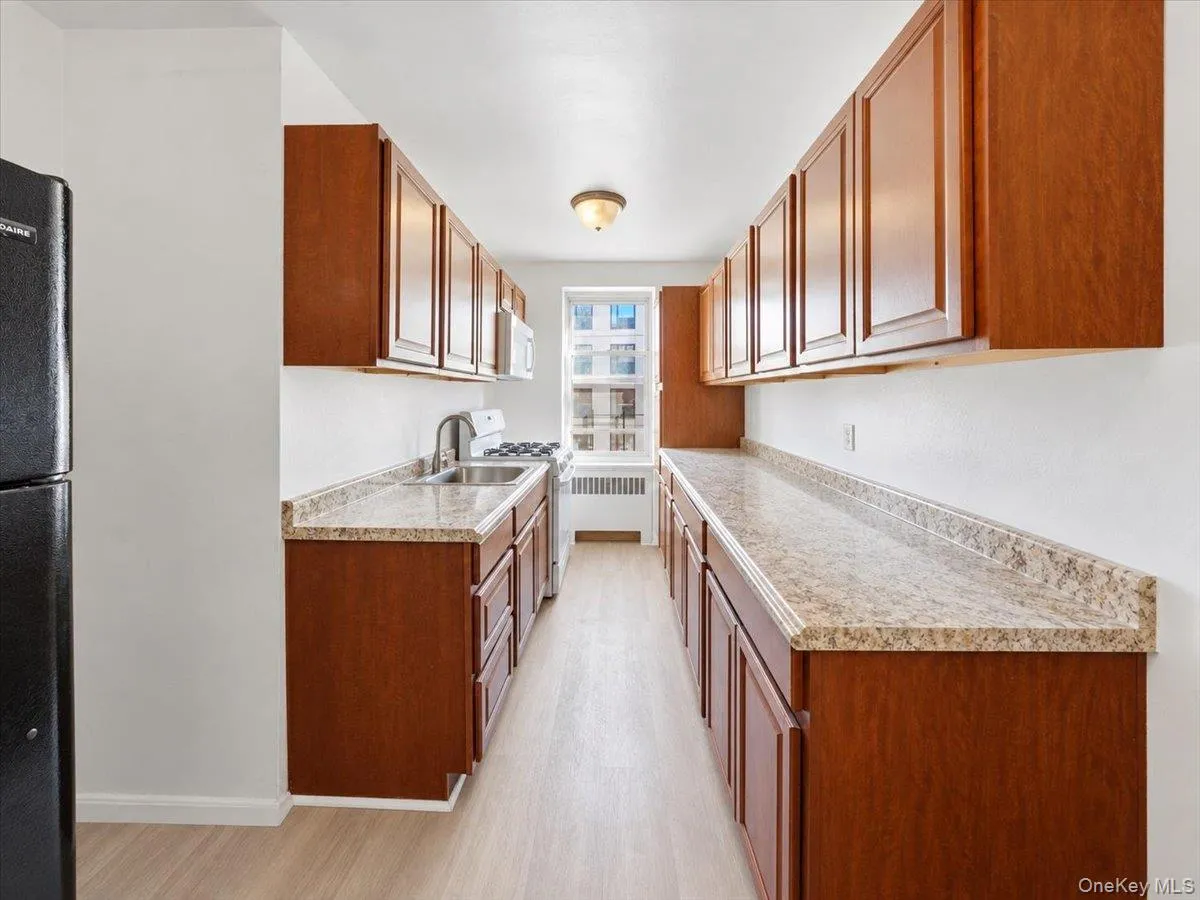 2630 Kingsbridge Terrace, New York, NY, 2 Bedrooms Bedrooms, 4 Rooms Rooms,1 BathroomBathrooms,Residential,For Rent,Kingsbridge,0,1061719 2630 Kingsbridge Terrace, New York, NY, 2 Bedrooms Bedrooms, 4 Rooms Rooms,1 BathroomBathrooms,Residential,For Rent,Kingsbridge,0,1061719