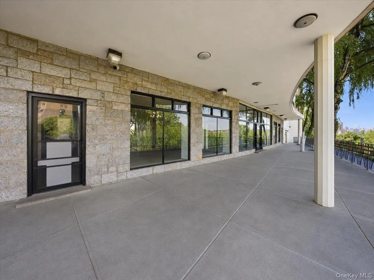 2630 Kingsbridge Terrace, New York, NY, 2 Bedrooms Bedrooms, 4 Rooms Rooms,1 BathroomBathrooms,Residential,For Rent,Kingsbridge,0,1061719 2630 Kingsbridge Terrace, New York, NY, 2 Bedrooms Bedrooms, 4 Rooms Rooms,1 BathroomBathrooms,Residential,For Rent,Kingsbridge,0,1061719