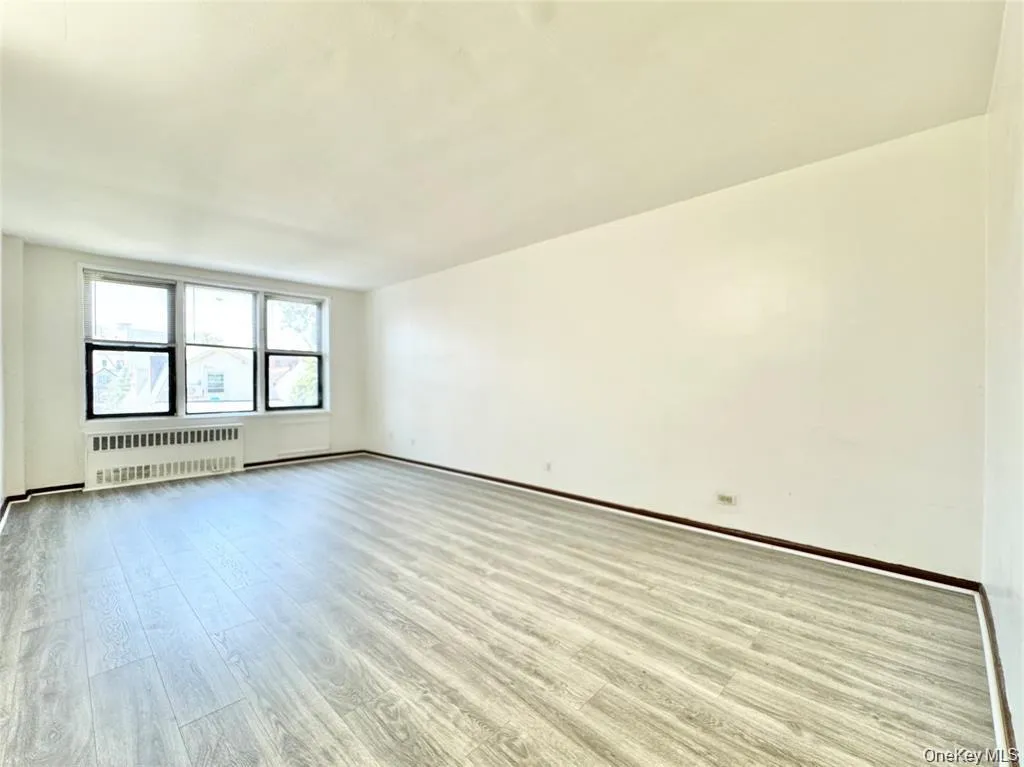 83-25 Vietor Avenue, New York, NY, 1 Bedroom Bedrooms, 4 Rooms Rooms,1 BathroomBathrooms,Residential,For Rent,Vietor,0,1061720 83-25 Vietor Avenue, New York, NY, 1 Bedroom Bedrooms, 4 Rooms Rooms,1 BathroomBathrooms,Residential,For Rent,Vietor,0,1061720