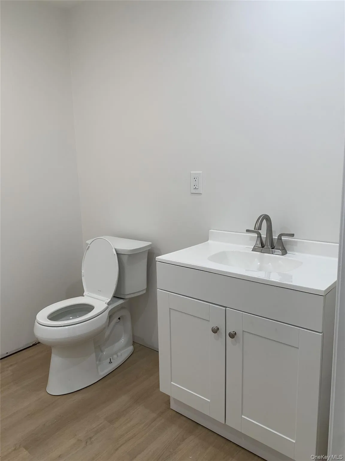 6 Horseshoe Drive, Poughkeepsie, NY, 2 Bedrooms Bedrooms, 10 Rooms Rooms,3 BathroomsBathrooms,Residential,For Rent,Horseshoe,0,1061728 6 Horseshoe Drive, Poughkeepsie, NY, 2 Bedrooms Bedrooms, 10 Rooms Rooms,3 BathroomsBathrooms,Residential,For Rent,Horseshoe,0,1061728