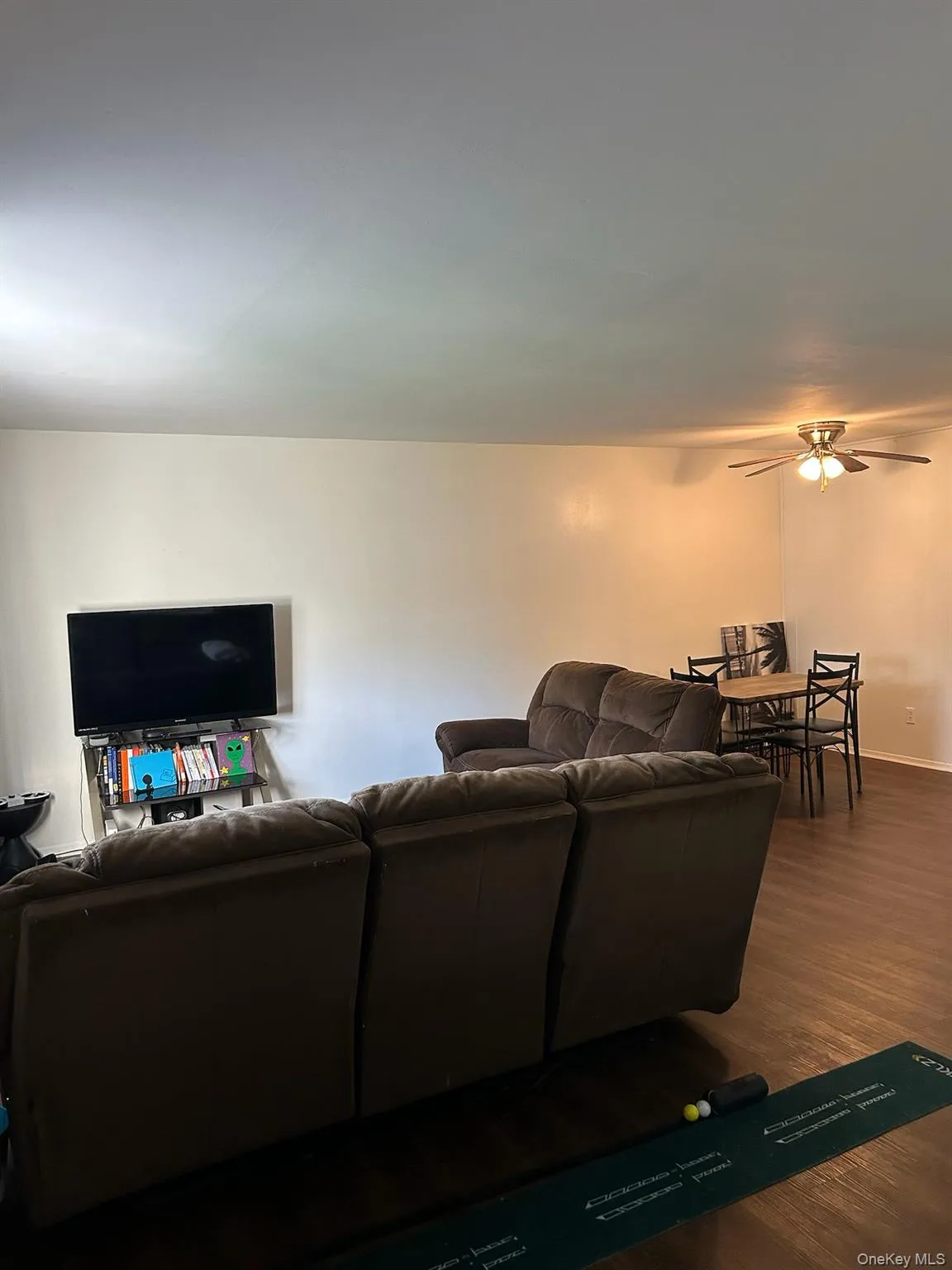 17 White Gate Road, Wappinger, NY, 1 Bedroom Bedrooms, 4 Room Rooms,1 BathroomBathrooms,Residential Lease,For Rent,White Gate,0,1061753 17 White Gate Road, Wappinger, NY, 1 Bedroom Bedrooms, 4 Room Rooms,1 BathroomBathrooms,Residential Lease,For Rent,White Gate,0,1061753