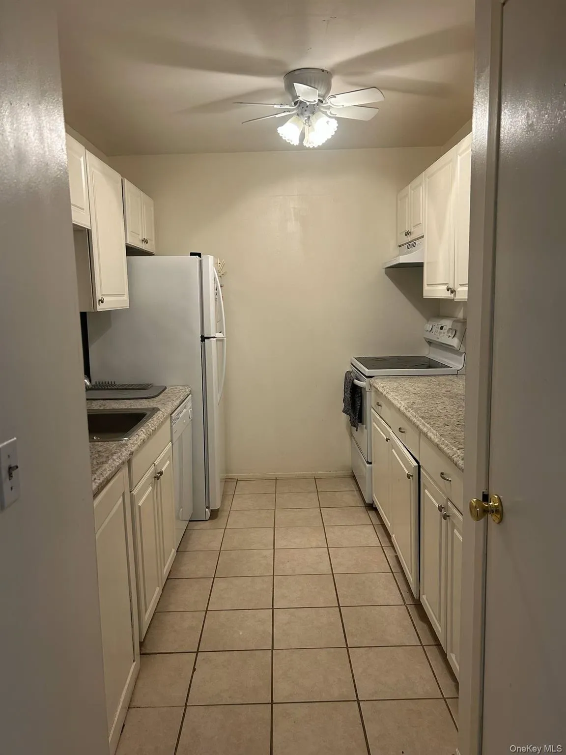 17 White Gate Road, Wappinger, NY, 1 Bedroom Bedrooms, 4 Room Rooms,1 BathroomBathrooms,Residential Lease,For Rent,White Gate,0,1061753 17 White Gate Road, Wappinger, NY, 1 Bedroom Bedrooms, 4 Room Rooms,1 BathroomBathrooms,Residential Lease,For Rent,White Gate,0,1061753