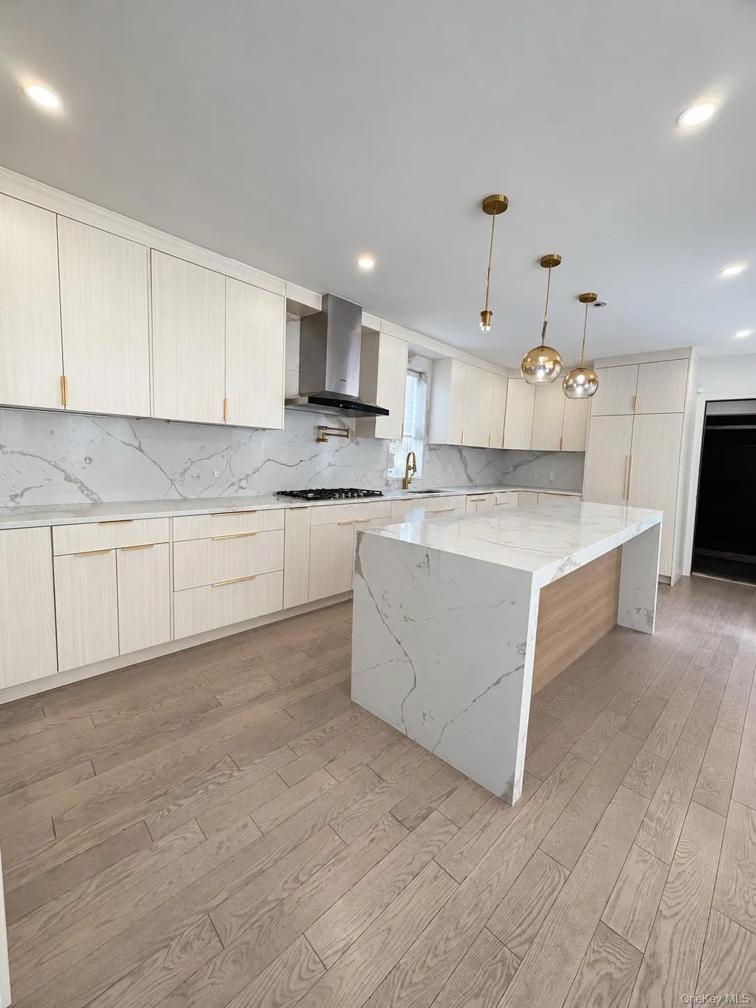 16945 23rd Avenue, New York, NY, 5 Bedrooms Bedrooms, 9 Rooms Rooms,3 BathroomsBathrooms,Residential,For Rent,23rd,0,1061756 16945 23rd Avenue, New York, NY, 5 Bedrooms Bedrooms, 9 Rooms Rooms,3 BathroomsBathrooms,Residential,For Rent,23rd,0,1061756