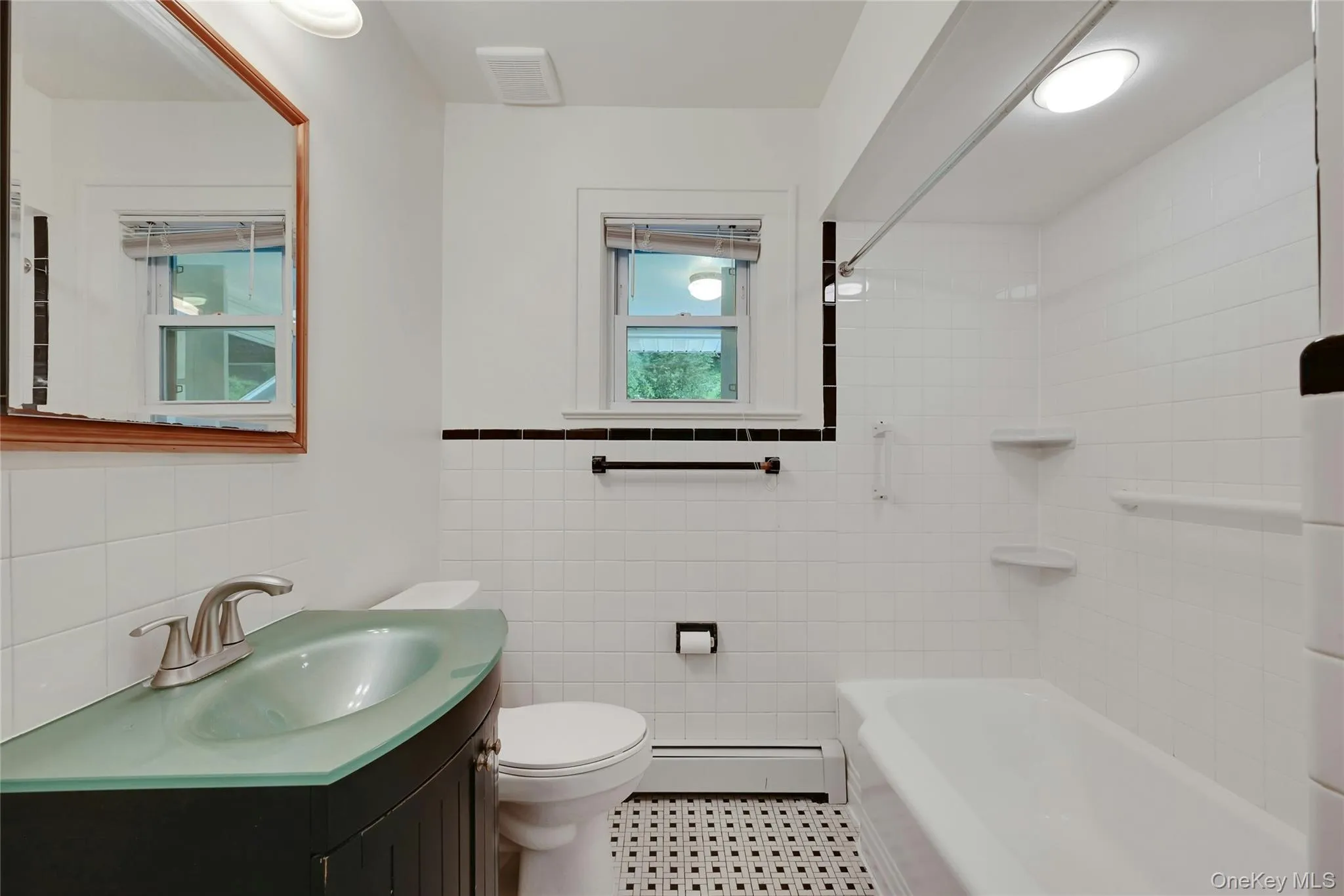 430 Piermont Avenue, Orangetown, NY, 3 Bedroom Bedrooms, 6 Room Rooms,1 BathroomBathrooms,Residential Lease,For Rent,Piermont,0,1061758 430 Piermont Avenue, Orangetown, NY, 3 Bedroom Bedrooms, 6 Room Rooms,1 BathroomBathrooms,Residential Lease,For Rent,Piermont,0,1061758