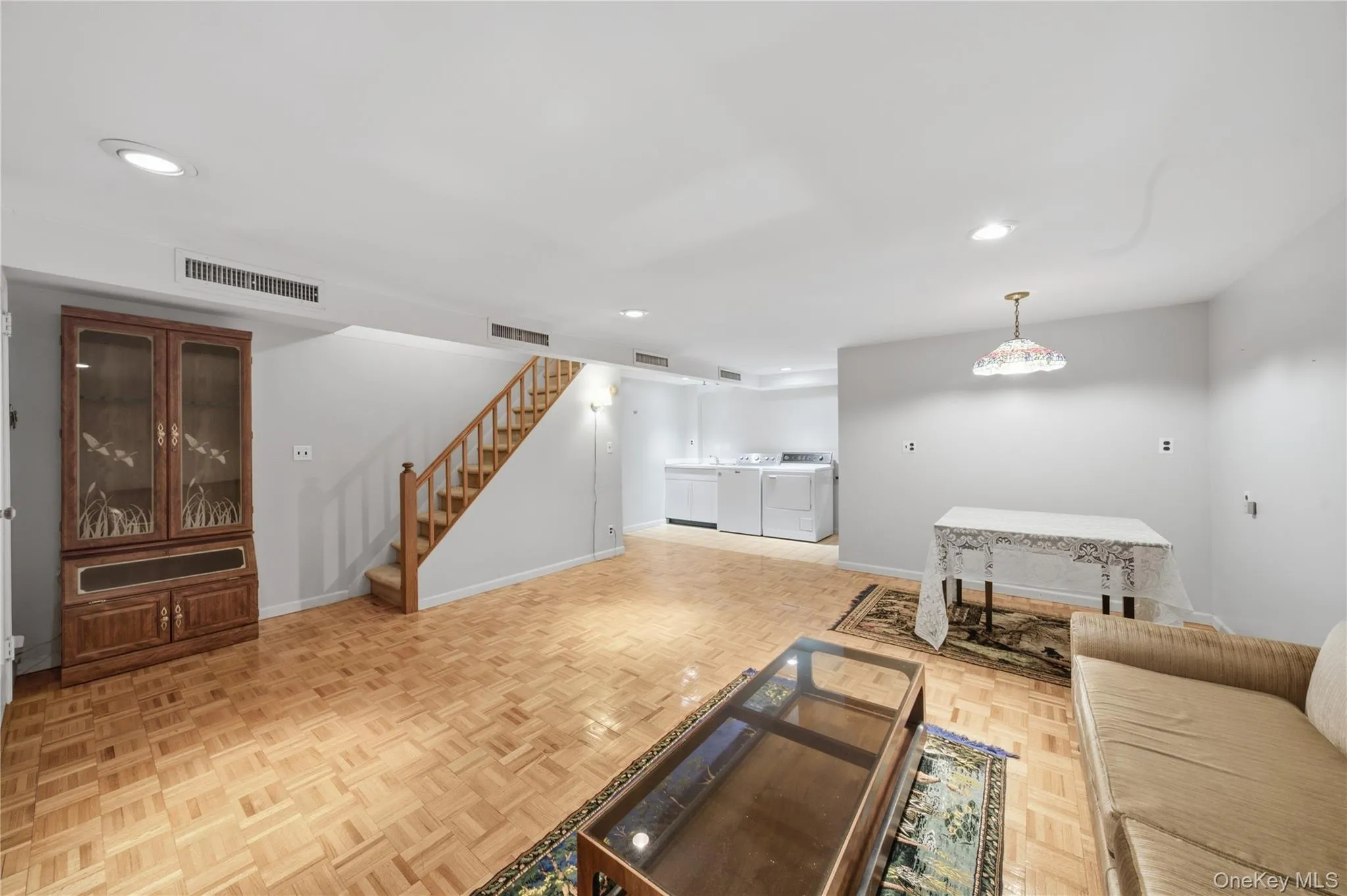 77-22 83rd Street, New York, NY, 3 Bedrooms Bedrooms, 7 Rooms Rooms,1 BathroomBathrooms,Residential,For Rent,83rd,0,1061763 77-22 83rd Street, New York, NY, 3 Bedrooms Bedrooms, 7 Rooms Rooms,1 BathroomBathrooms,Residential,For Rent,83rd,0,1061763
