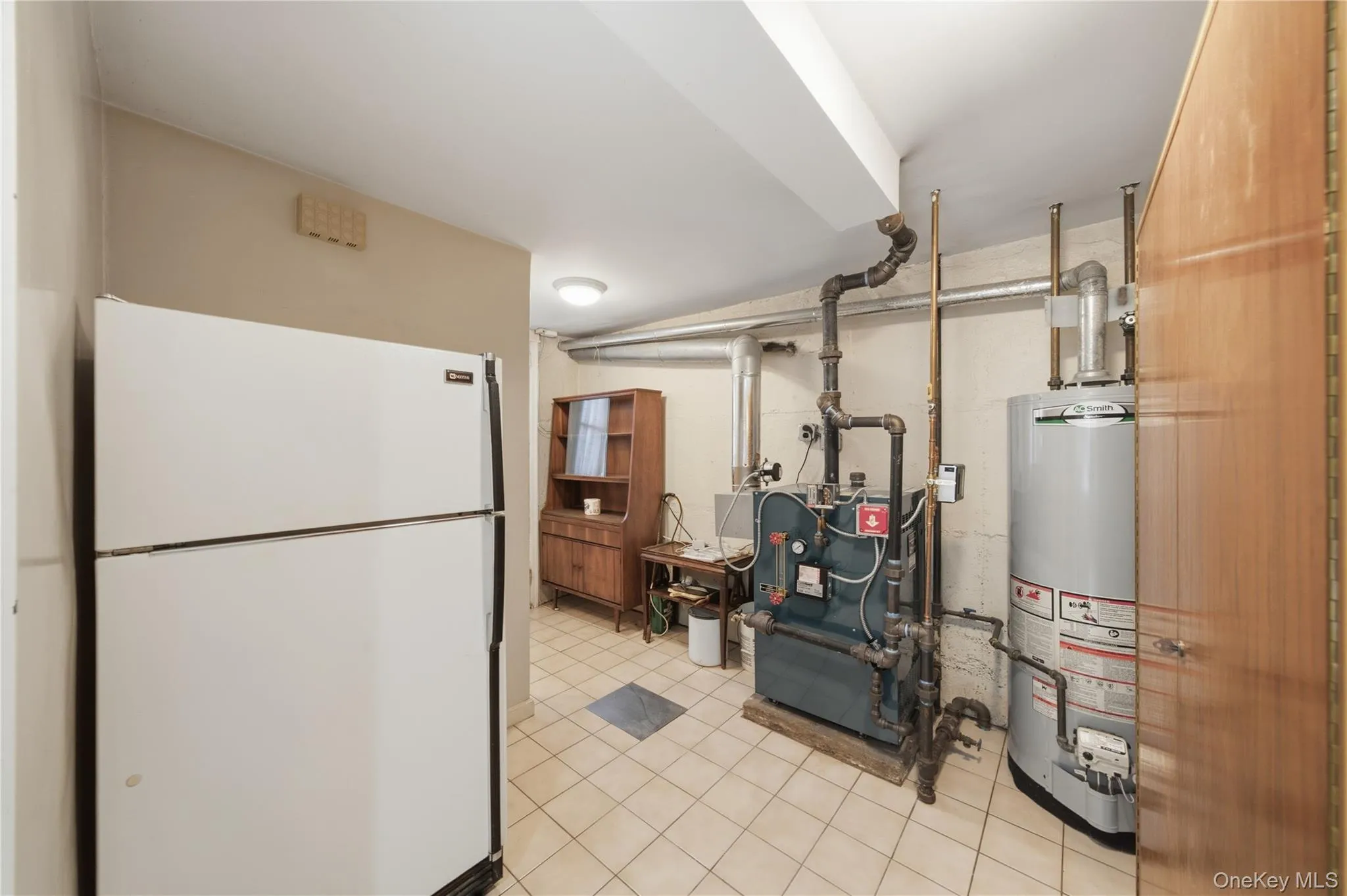 77-22 83rd Street, New York, NY, 3 Bedrooms Bedrooms, 7 Rooms Rooms,1 BathroomBathrooms,Residential,For Rent,83rd,0,1061763 77-22 83rd Street, New York, NY, 3 Bedrooms Bedrooms, 7 Rooms Rooms,1 BathroomBathrooms,Residential,For Rent,83rd,0,1061763