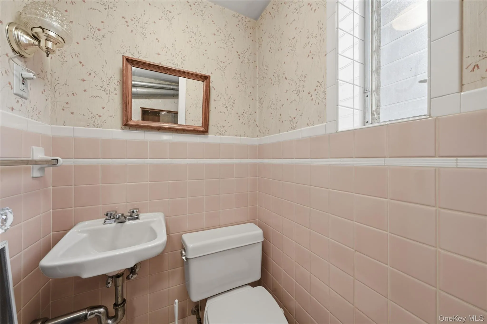 77-22 83rd Street, New York, NY, 3 Bedrooms Bedrooms, 7 Rooms Rooms,1 BathroomBathrooms,Residential,For Rent,83rd,0,1061763 77-22 83rd Street, New York, NY, 3 Bedrooms Bedrooms, 7 Rooms Rooms,1 BathroomBathrooms,Residential,For Rent,83rd,0,1061763