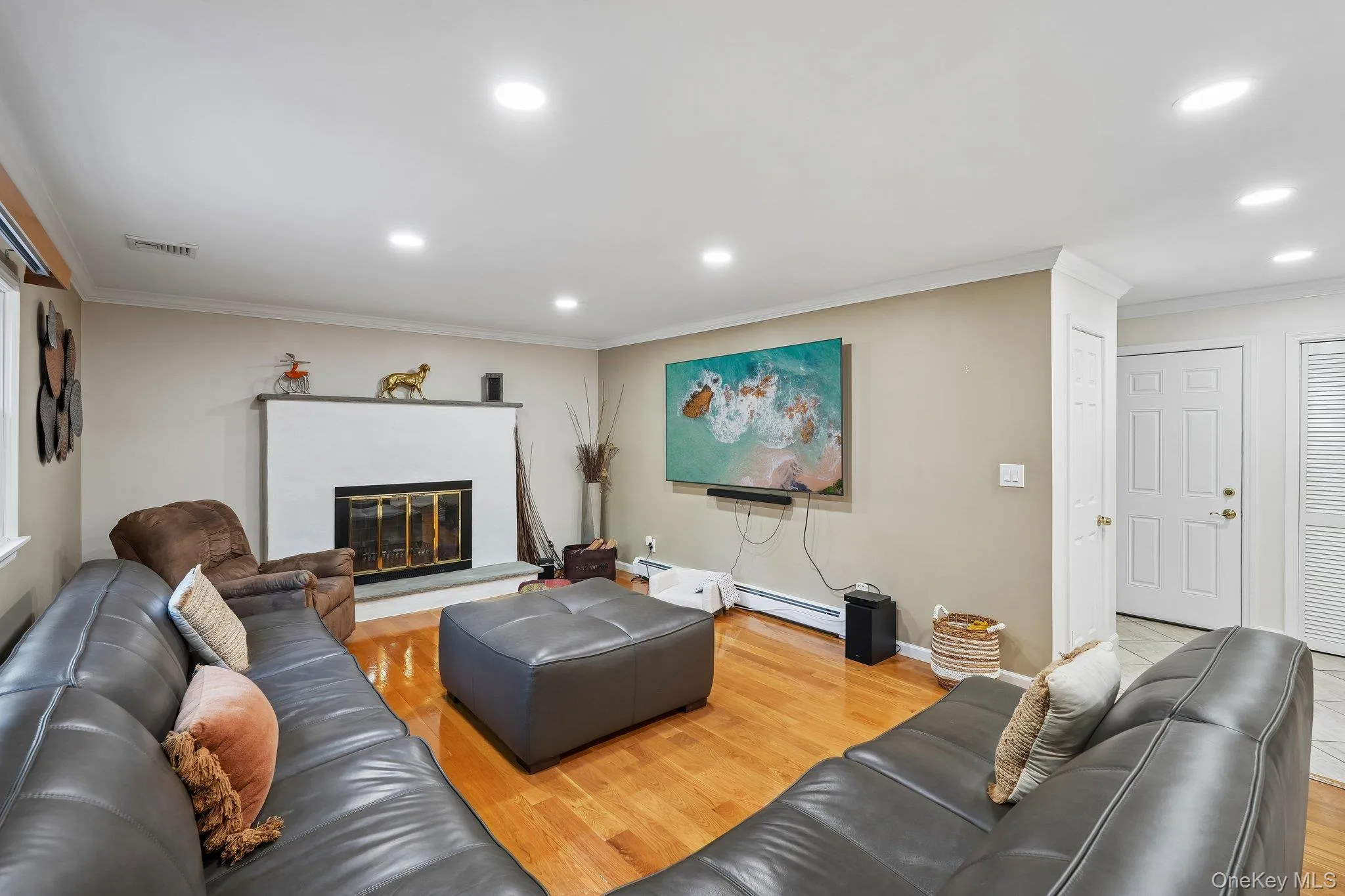 7 Edgebrook Court, Clarkstown, NY, 6 Bedrooms Bedrooms, 16 Rooms Rooms,3 BathroomsBathrooms,Residential,For Rent,Edgebrook,0,1061765 7 Edgebrook Court, Clarkstown, NY, 6 Bedrooms Bedrooms, 16 Rooms Rooms,3 BathroomsBathrooms,Residential,For Rent,Edgebrook,0,1061765