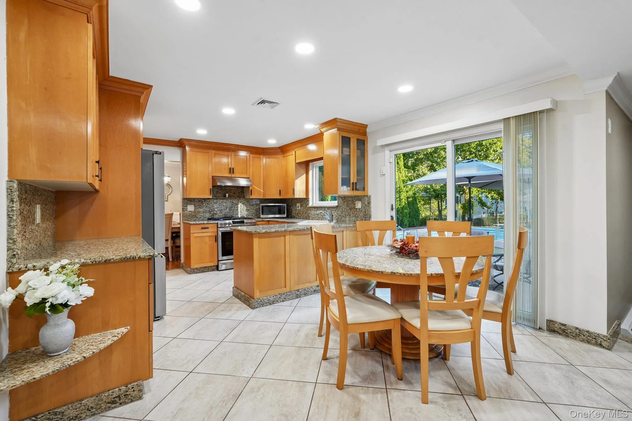 7 Edgebrook Court, Clarkstown, NY, 6 Bedrooms Bedrooms, 16 Rooms Rooms,3 BathroomsBathrooms,Residential,For Rent,Edgebrook,0,1061765 7 Edgebrook Court, Clarkstown, NY, 6 Bedrooms Bedrooms, 16 Rooms Rooms,3 BathroomsBathrooms,Residential,For Rent,Edgebrook,0,1061765