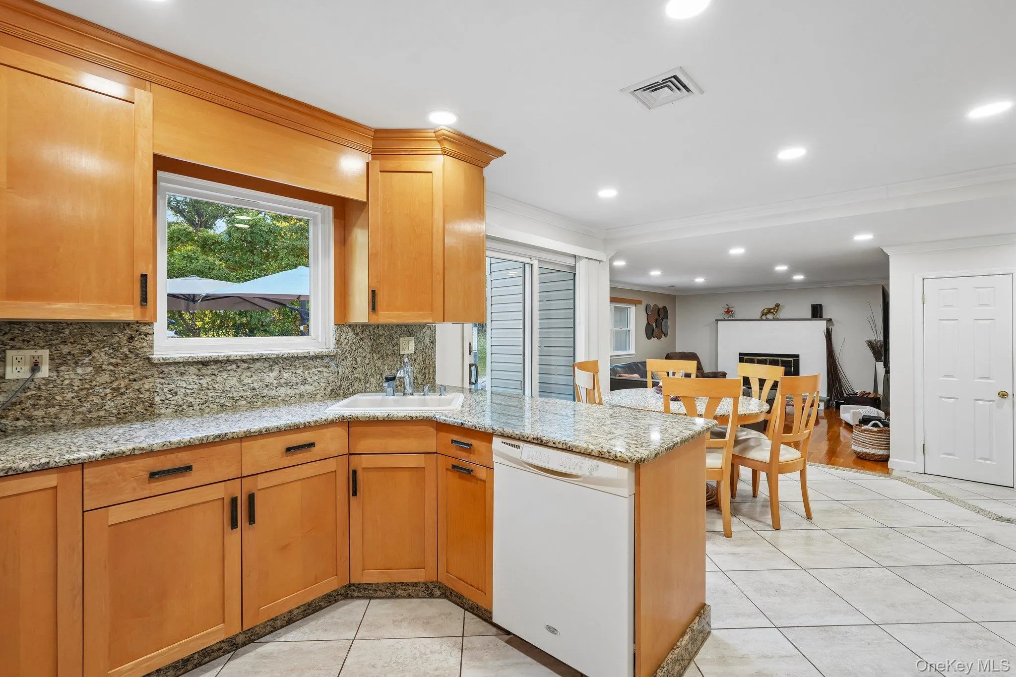 7 Edgebrook Court, Clarkstown, NY, 6 Bedrooms Bedrooms, 16 Rooms Rooms,3 BathroomsBathrooms,Residential,For Rent,Edgebrook,0,1061765 7 Edgebrook Court, Clarkstown, NY, 6 Bedrooms Bedrooms, 16 Rooms Rooms,3 BathroomsBathrooms,Residential,For Rent,Edgebrook,0,1061765