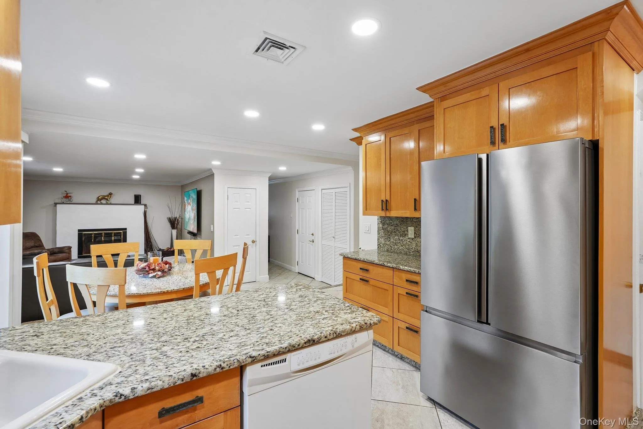 7 Edgebrook Court, Clarkstown, NY, 6 Bedrooms Bedrooms, 16 Rooms Rooms,3 BathroomsBathrooms,Residential,For Rent,Edgebrook,0,1061765 7 Edgebrook Court, Clarkstown, NY, 6 Bedrooms Bedrooms, 16 Rooms Rooms,3 BathroomsBathrooms,Residential,For Rent,Edgebrook,0,1061765
