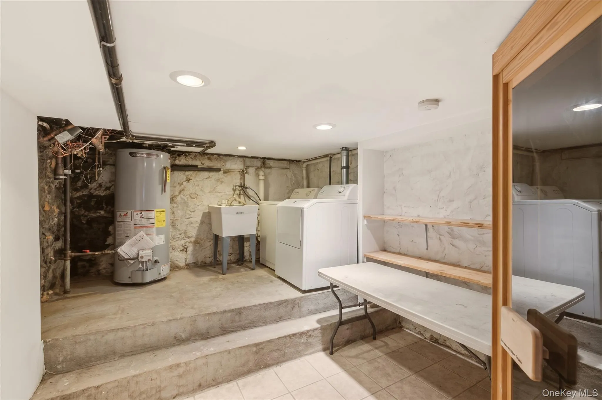 2239 Tiebout Avenue, New York, NY, 3 Bedrooms Bedrooms, 7 Rooms Rooms,2 BathroomsBathrooms,Residential,For Rent,Tiebout,0,1061768 2239 Tiebout Avenue, New York, NY, 3 Bedrooms Bedrooms, 7 Rooms Rooms,2 BathroomsBathrooms,Residential,For Rent,Tiebout,0,1061768