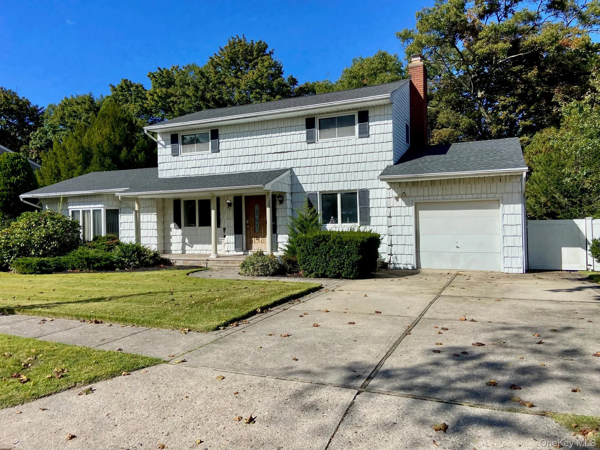 21 Shelton Court, Smithtown, NY, 3 Bedrooms Bedrooms, 8 Rooms Rooms,1 BathroomBathrooms,Residential,For Rent,Shelton,0,1061774 21 Shelton Court, Smithtown, NY, 3 Bedrooms Bedrooms, 8 Rooms Rooms,1 BathroomBathrooms,Residential,For Rent,Shelton,0,1061774