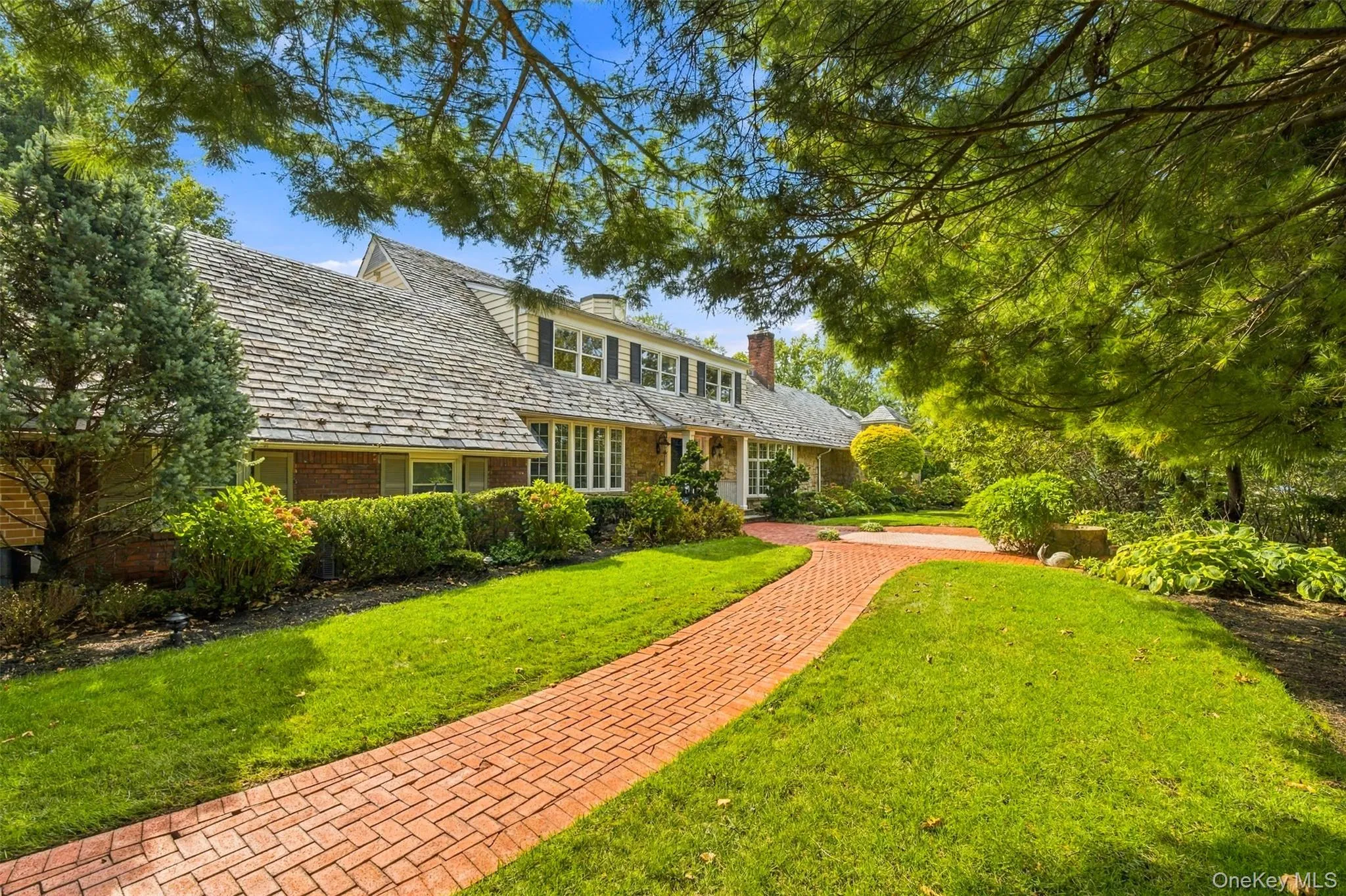 1335 Club Drive, Hempstead, NY, 4 Bedrooms Bedrooms, 10 Rooms Rooms,5 BathroomsBathrooms,Residential,For Rent,Club,0,1061776 1335 Club Drive, Hempstead, NY, 4 Bedrooms Bedrooms, 10 Rooms Rooms,5 BathroomsBathrooms,Residential,For Rent,Club,0,1061776