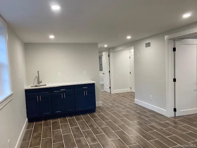 14 split cedar, Islip, NY, 4 Bedrooms Bedrooms, 9 Rooms Rooms,2 BathroomsBathrooms,Residential,For Rent,split cedar,0,1061787 14 split cedar, Islip, NY, 4 Bedrooms Bedrooms, 9 Rooms Rooms,2 BathroomsBathrooms,Residential,For Rent,split cedar,0,1061787