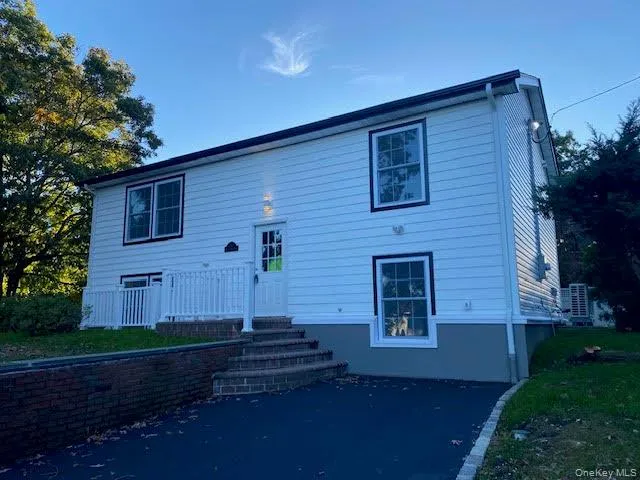 14 split cedar, Islip, NY, 4 Bedrooms Bedrooms, 9 Rooms Rooms,2 BathroomsBathrooms,Residential,For Rent,split cedar,0,1061787 14 split cedar, Islip, NY, 4 Bedrooms Bedrooms, 9 Rooms Rooms,2 BathroomsBathrooms,Residential,For Rent,split cedar,0,1061787