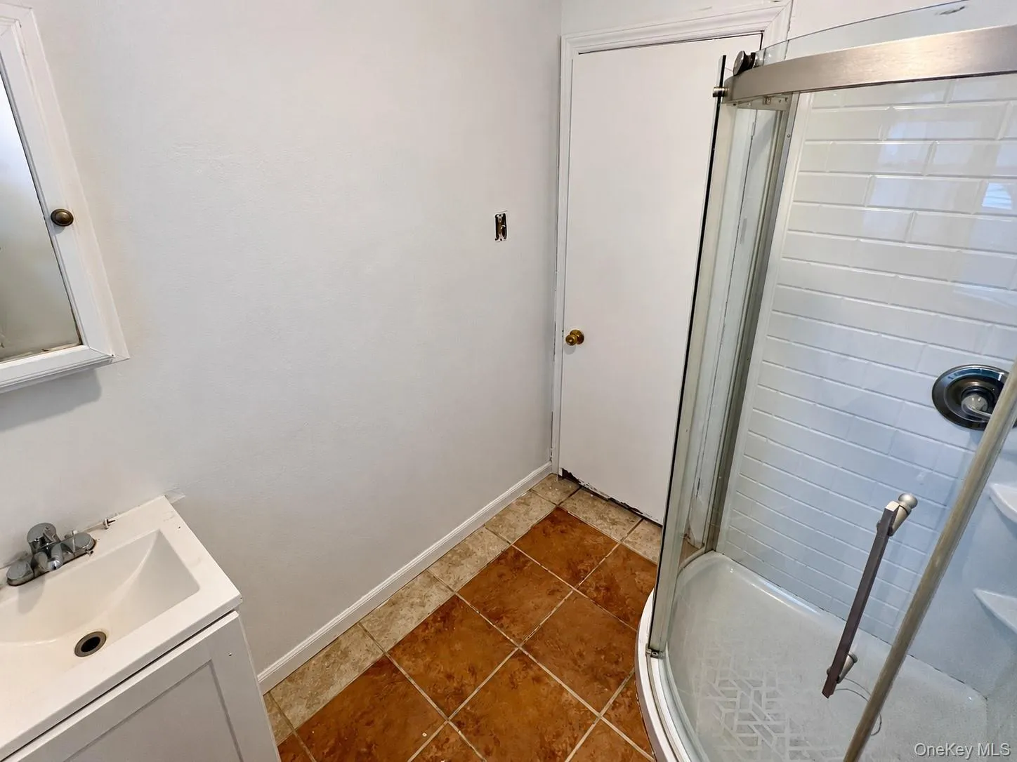 153 Orange Turnpike, Ramapo, NY, 4 Bedrooms Bedrooms, 9 Rooms Rooms,2 BathroomsBathrooms,Residential Lease,For Rent,Orange Turnpike,0,1061792 153 Orange Turnpike, Ramapo, NY, 4 Bedrooms Bedrooms, 9 Rooms Rooms,2 BathroomsBathrooms,Residential Lease,For Rent,Orange Turnpike,0,1061792