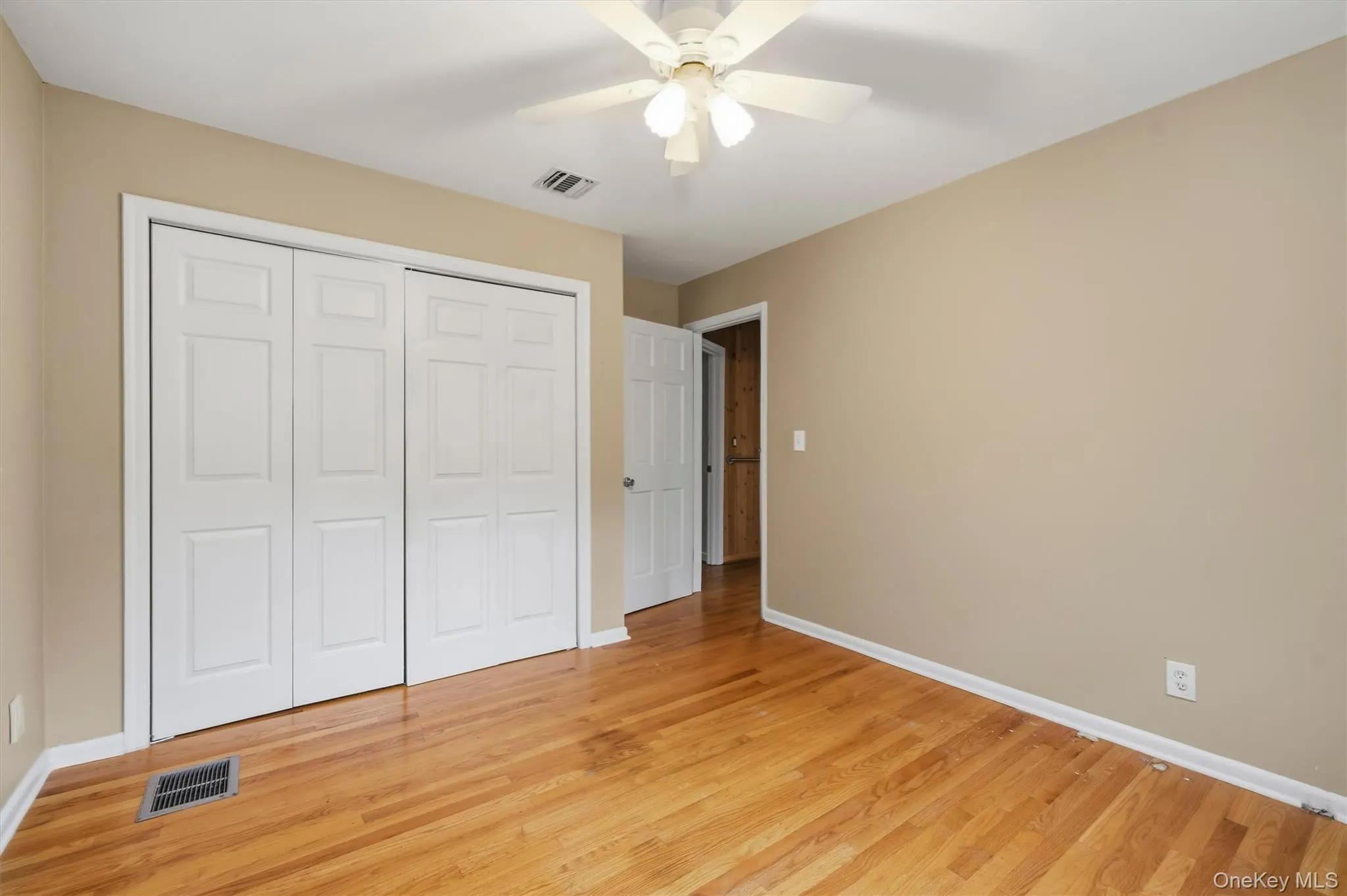 15 oak Road, Clarkstown, NY, 3 Bedrooms Bedrooms, 9 Rooms Rooms,2 BathroomsBathrooms,Residential,For Rent,oak,0,1061793 15 oak Road, Clarkstown, NY, 3 Bedrooms Bedrooms, 9 Rooms Rooms,2 BathroomsBathrooms,Residential,For Rent,oak,0,1061793