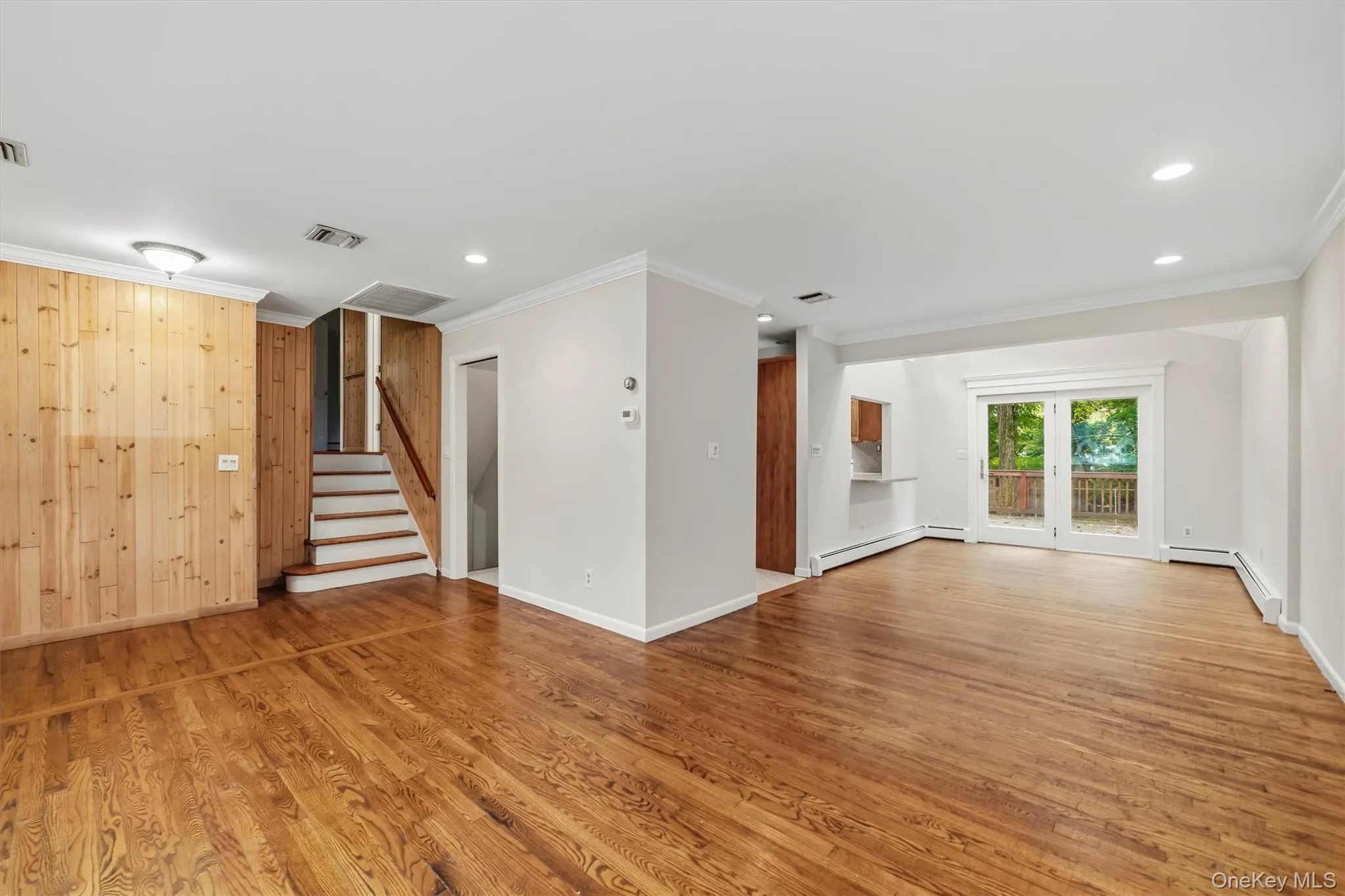 15 oak Road, Clarkstown, NY, 3 Bedrooms Bedrooms, 9 Rooms Rooms,2 BathroomsBathrooms,Residential,For Rent,oak,0,1061793 15 oak Road, Clarkstown, NY, 3 Bedrooms Bedrooms, 9 Rooms Rooms,2 BathroomsBathrooms,Residential,For Rent,oak,0,1061793