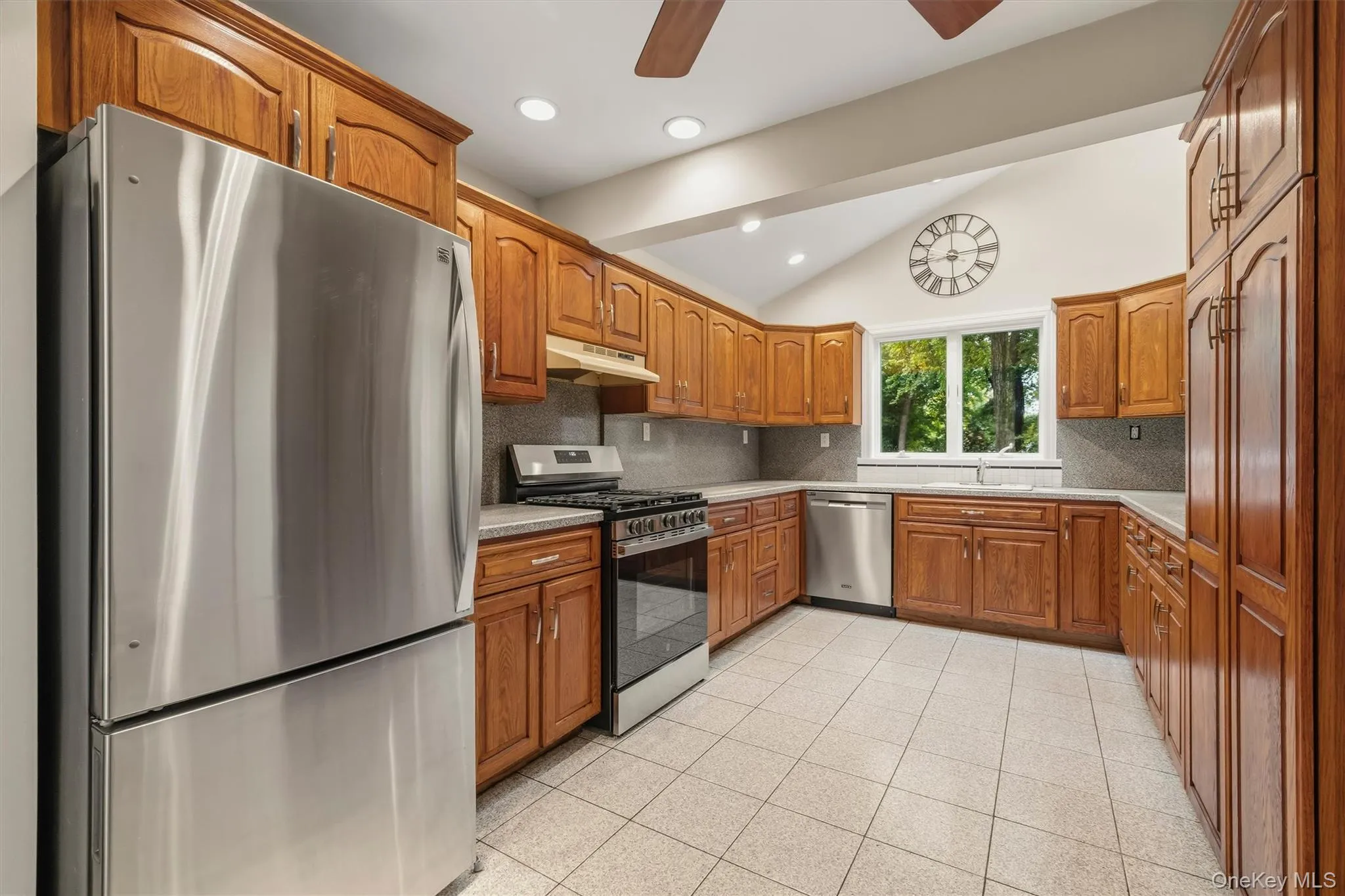15 oak Road, Clarkstown, NY, 3 Bedrooms Bedrooms, 9 Rooms Rooms,2 BathroomsBathrooms,Residential,For Rent,oak,0,1061793 15 oak Road, Clarkstown, NY, 3 Bedrooms Bedrooms, 9 Rooms Rooms,2 BathroomsBathrooms,Residential,For Rent,oak,0,1061793