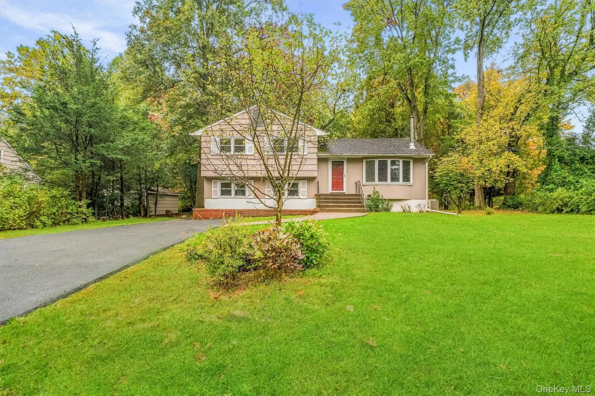 15 oak Road, Clarkstown, NY, 3 Bedrooms Bedrooms, 9 Rooms Rooms,2 BathroomsBathrooms,Residential,For Rent,oak,0,1061793 15 oak Road, Clarkstown, NY, 3 Bedrooms Bedrooms, 9 Rooms Rooms,2 BathroomsBathrooms,Residential,For Rent,oak,0,1061793