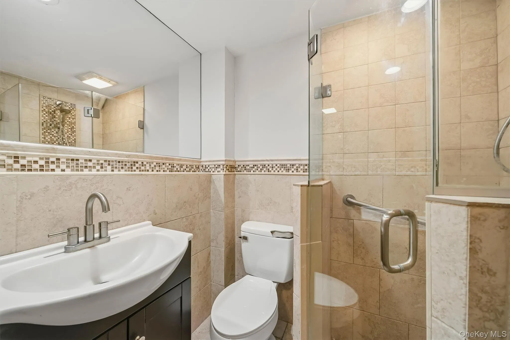 15 oak Road, Clarkstown, NY, 3 Bedrooms Bedrooms, 9 Rooms Rooms,2 BathroomsBathrooms,Residential,For Rent,oak,0,1061793 15 oak Road, Clarkstown, NY, 3 Bedrooms Bedrooms, 9 Rooms Rooms,2 BathroomsBathrooms,Residential,For Rent,oak,0,1061793